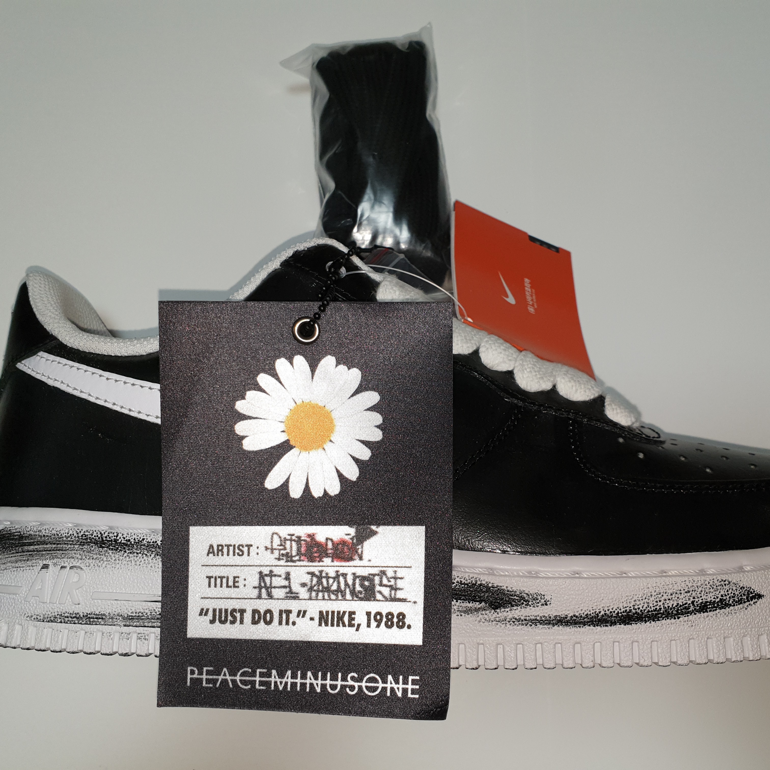 Nike x Peaceminusone Air Force 1 Low Para-Noise 착용 스타일