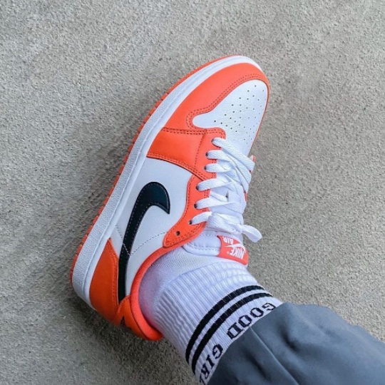 (W) Jordan 1 Low OG Starfish, (GS) Jordan 1 Low OG Starfish 착용 스타일 - 2