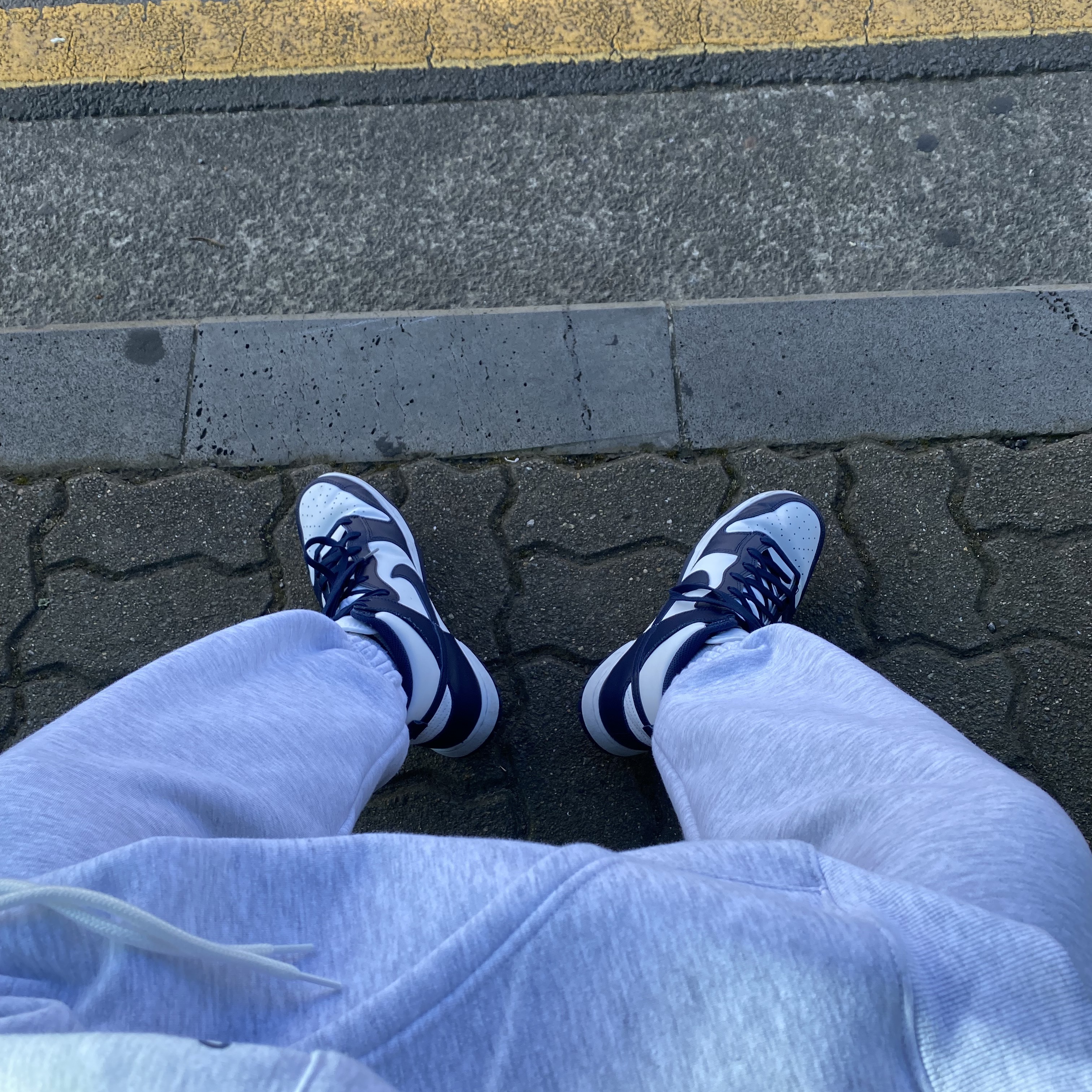 Nike Dunk High Retro Championship Navy 착용 스타일