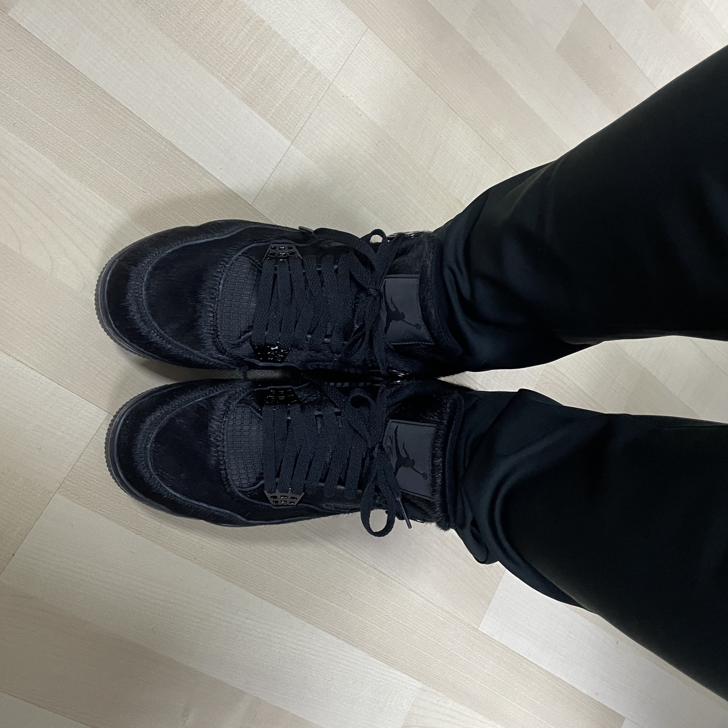 Jordan 4 Golf Black Cat 착용 스타일 - 3