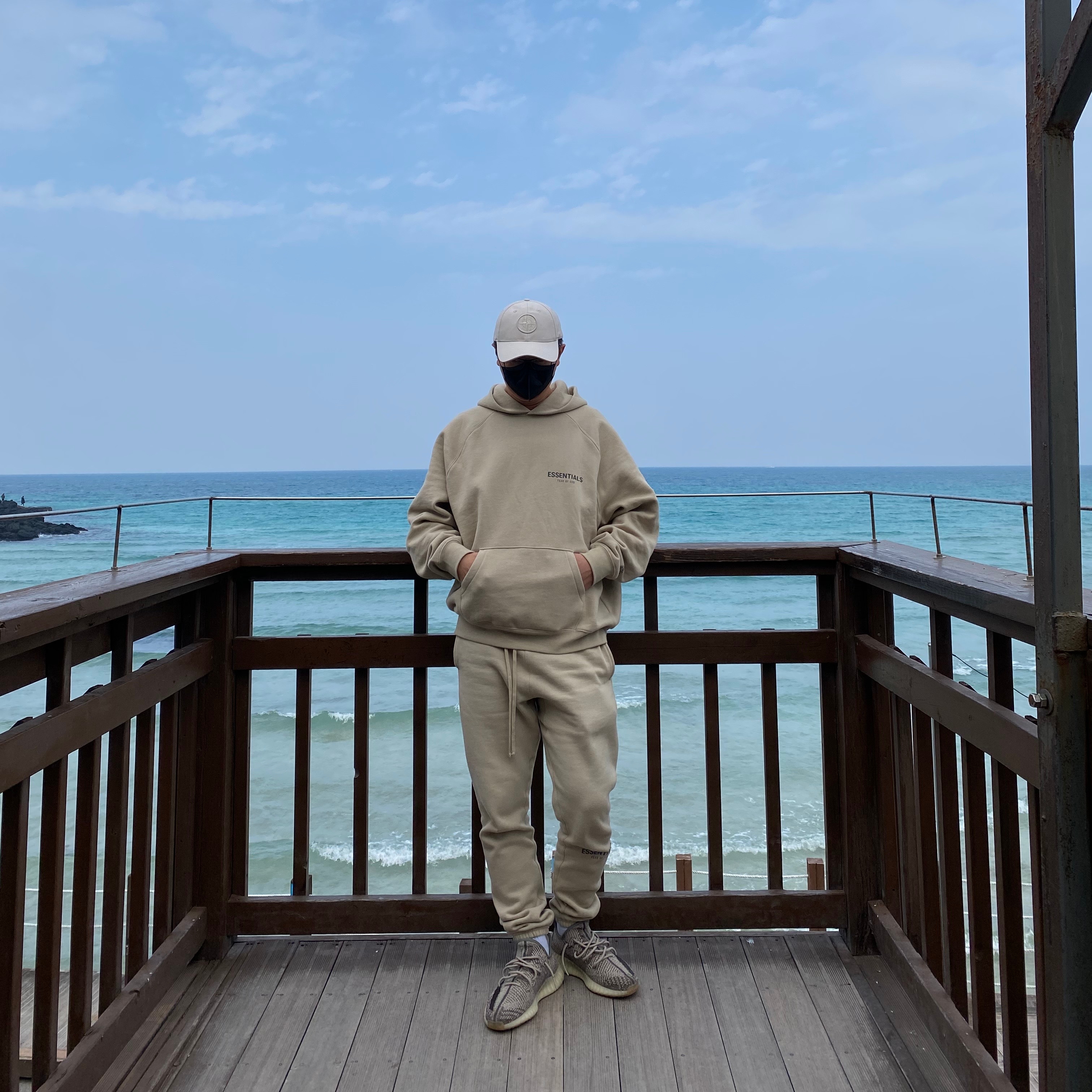 Adidas Yeezy Boost 350 V2 Zyon 착용 스타일 - 2