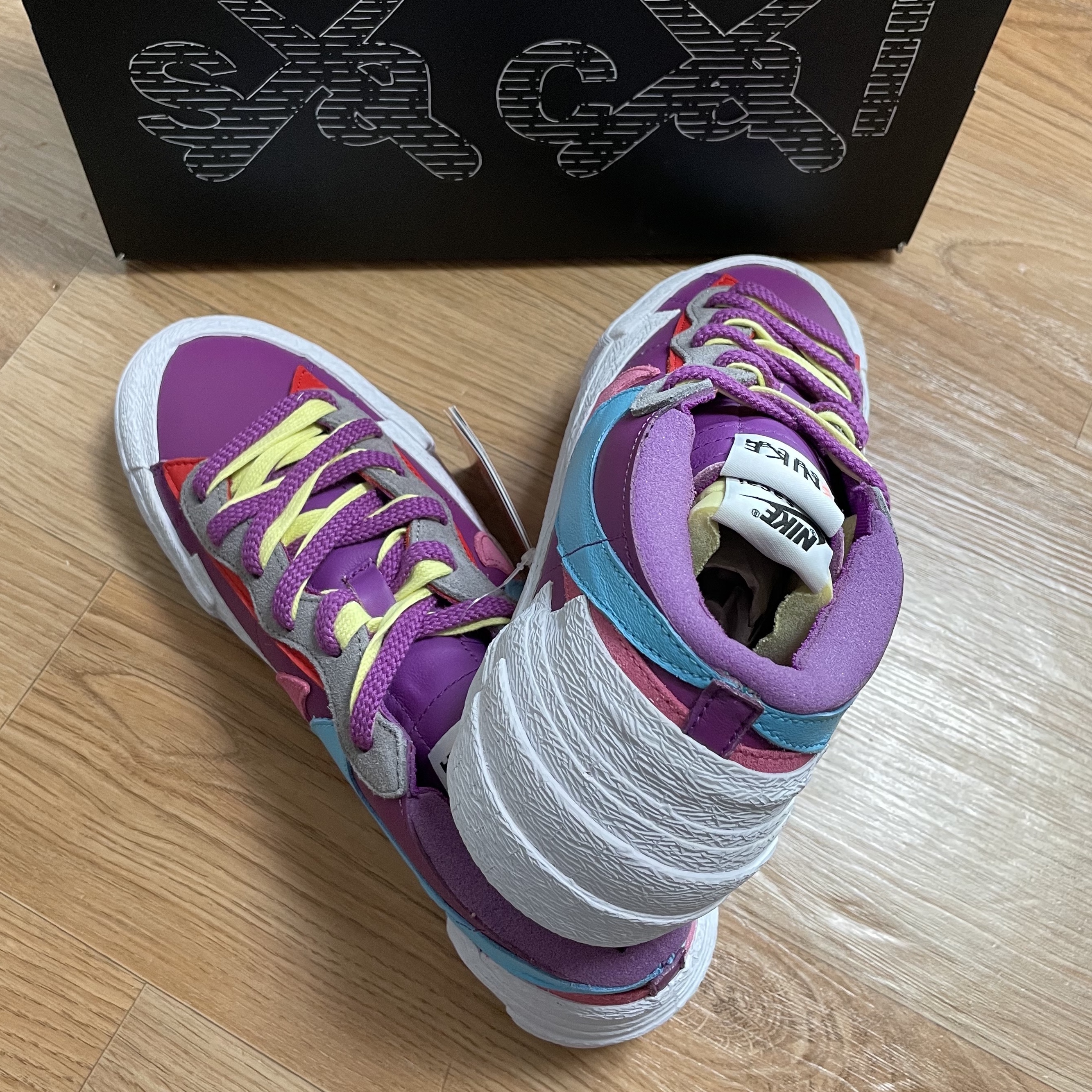 Nike x Sacai x Kaws Blazer Low Purple Dusk 착용 스타일 - 2