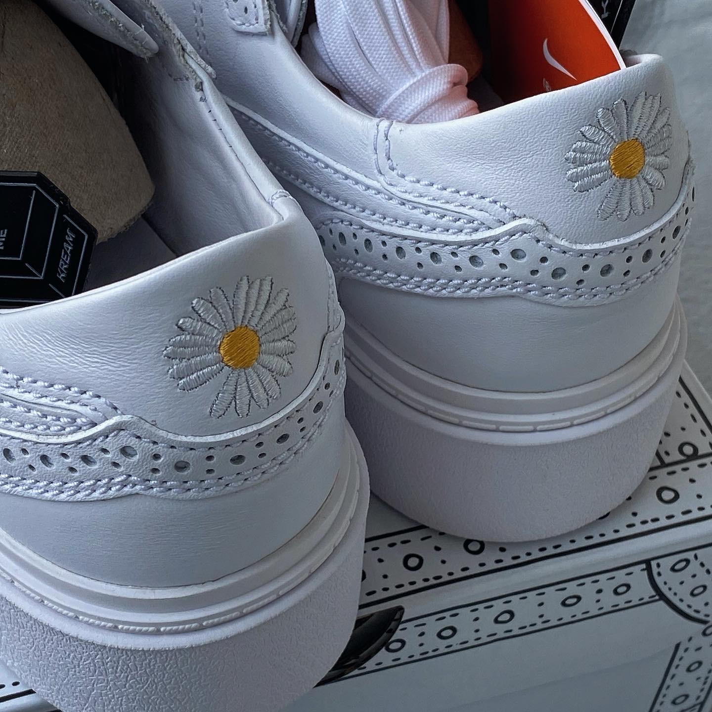 Nike x Peaceminusone Kwondo1 White 착용 스타일 - 2