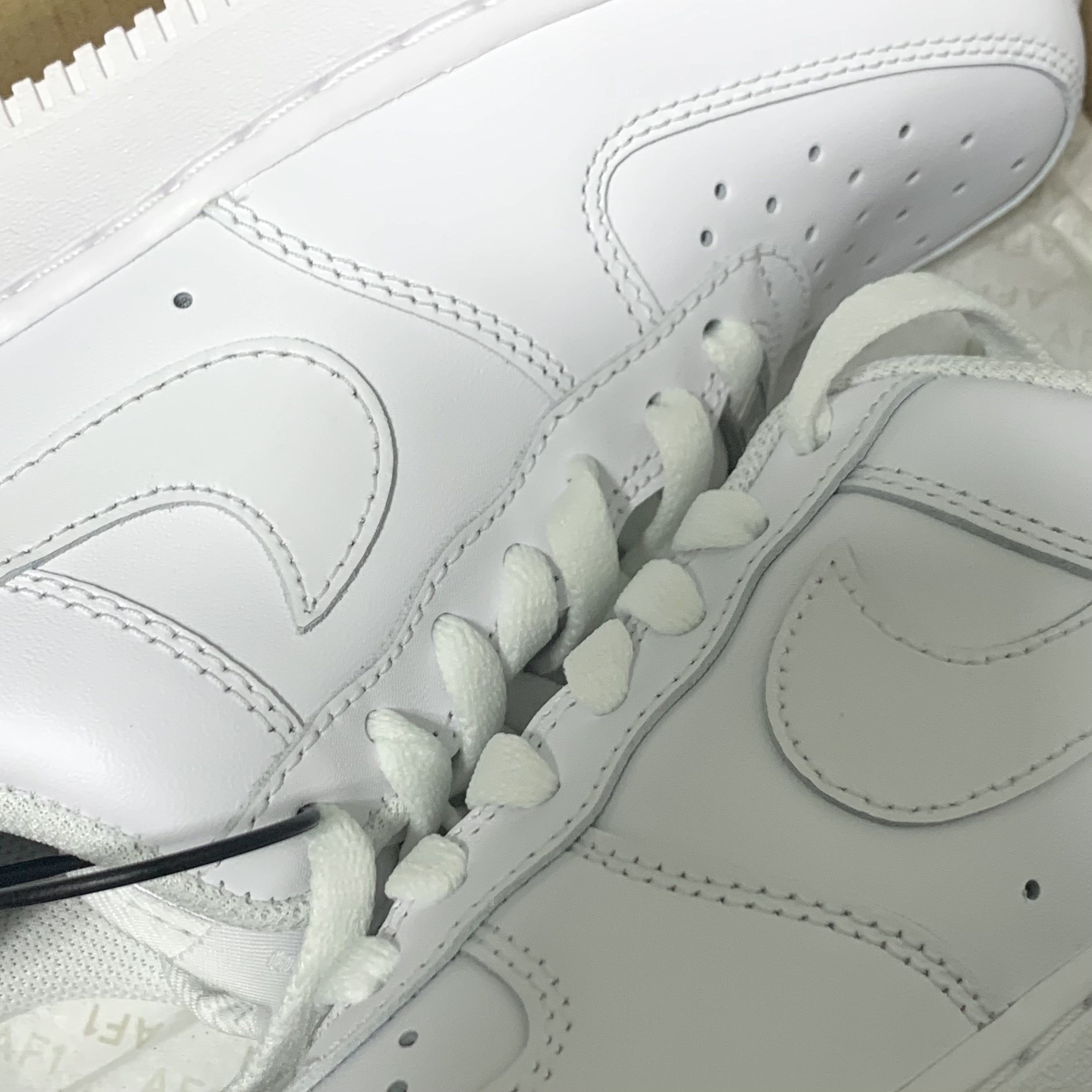 (W) Nike Air Force 1 '07 Low White 착용 스타일