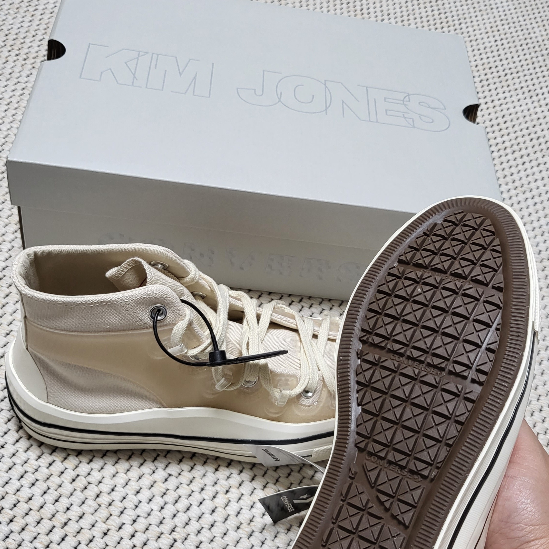 Converse x Kim Jones Chuck 70 Utility Wave High Natural Ivory 착용 스타일 - 3
