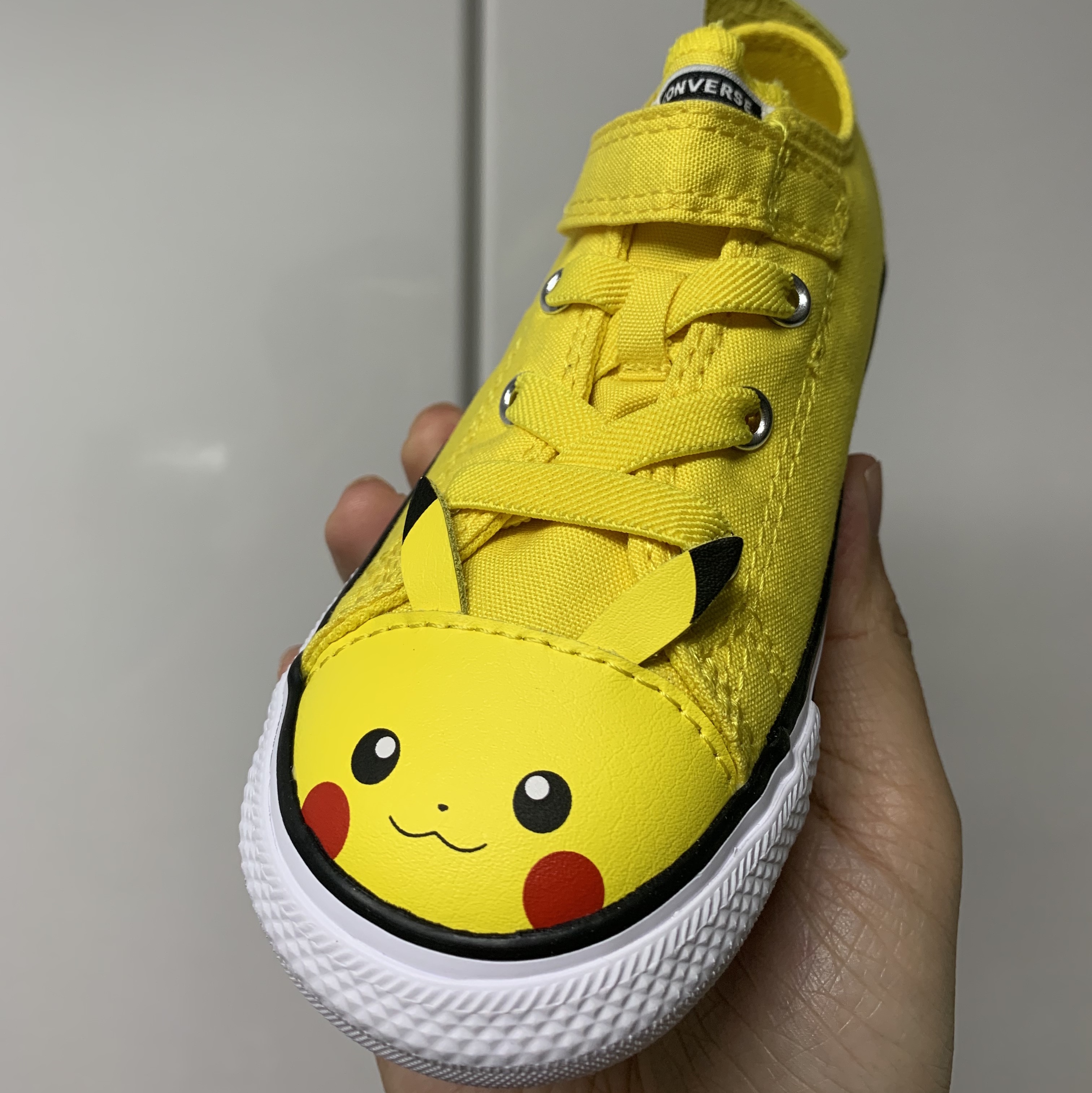 (Infant) Converse x Pokemon Chuck Taylor All Star 1V Pikachu 착용 스타일 - 1