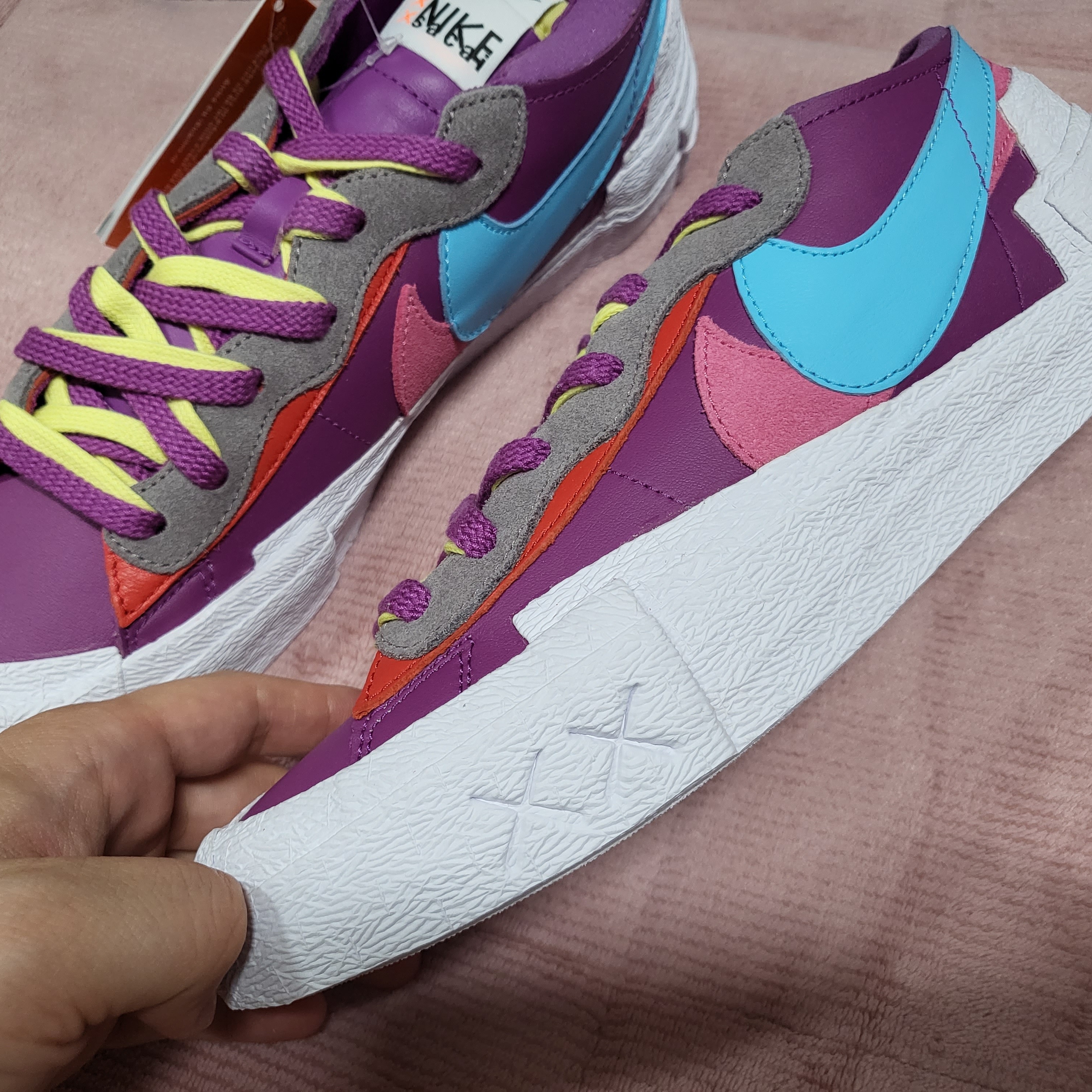 Nike x Sacai x Kaws Blazer Low Purple Dusk 착용 스타일 - 3