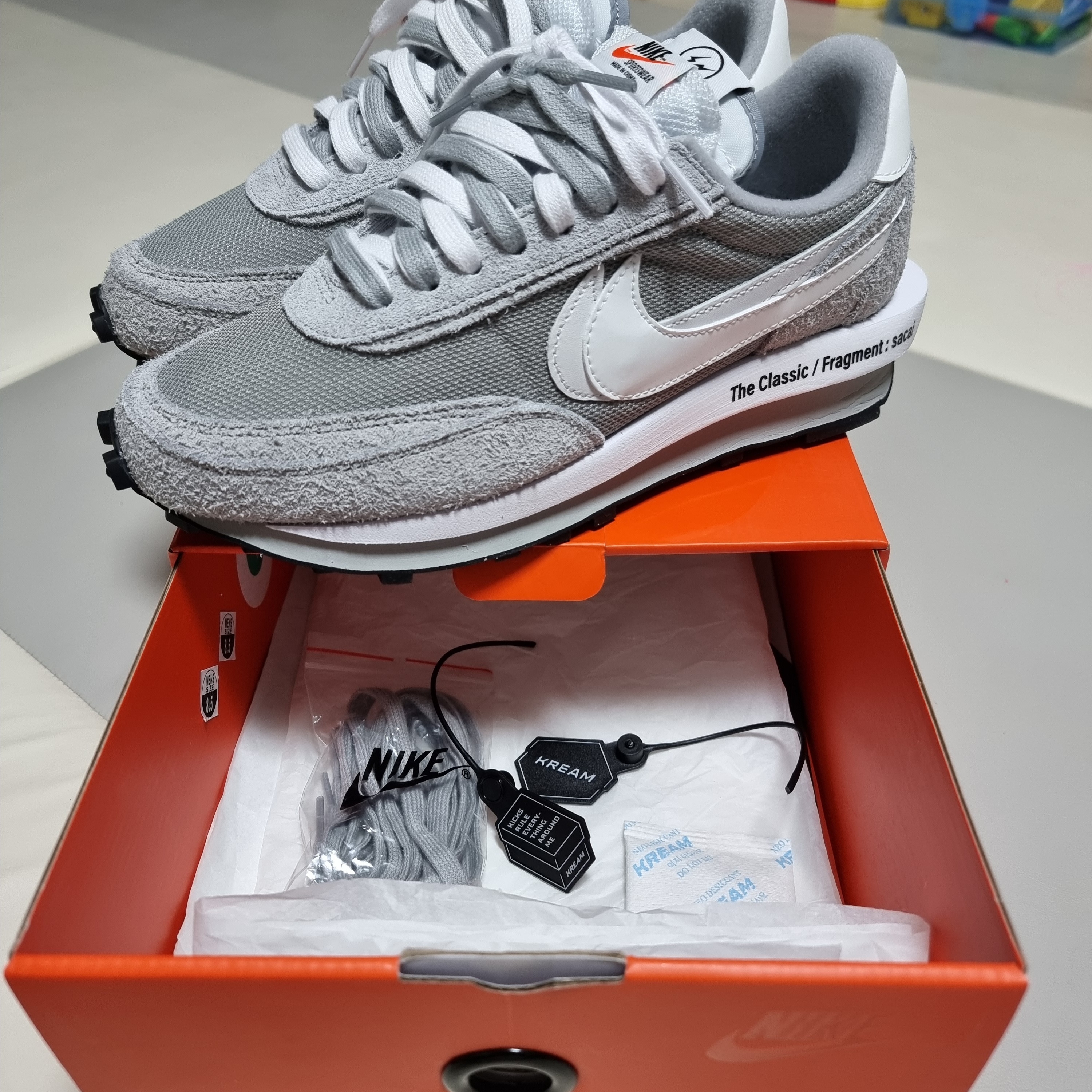 Nike x Sacai x Fragment LDWaffle Light Smoke Grey 착용 스타일