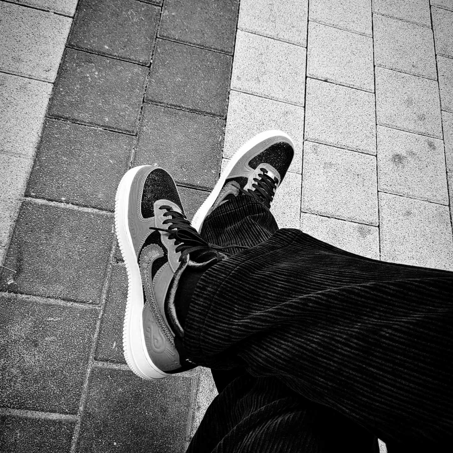 Nike x Mayumi Yamase Air Force 1 Flyleather Solar Red, Nike Dunk High SE First Use Sail 착용 스타일 - 3