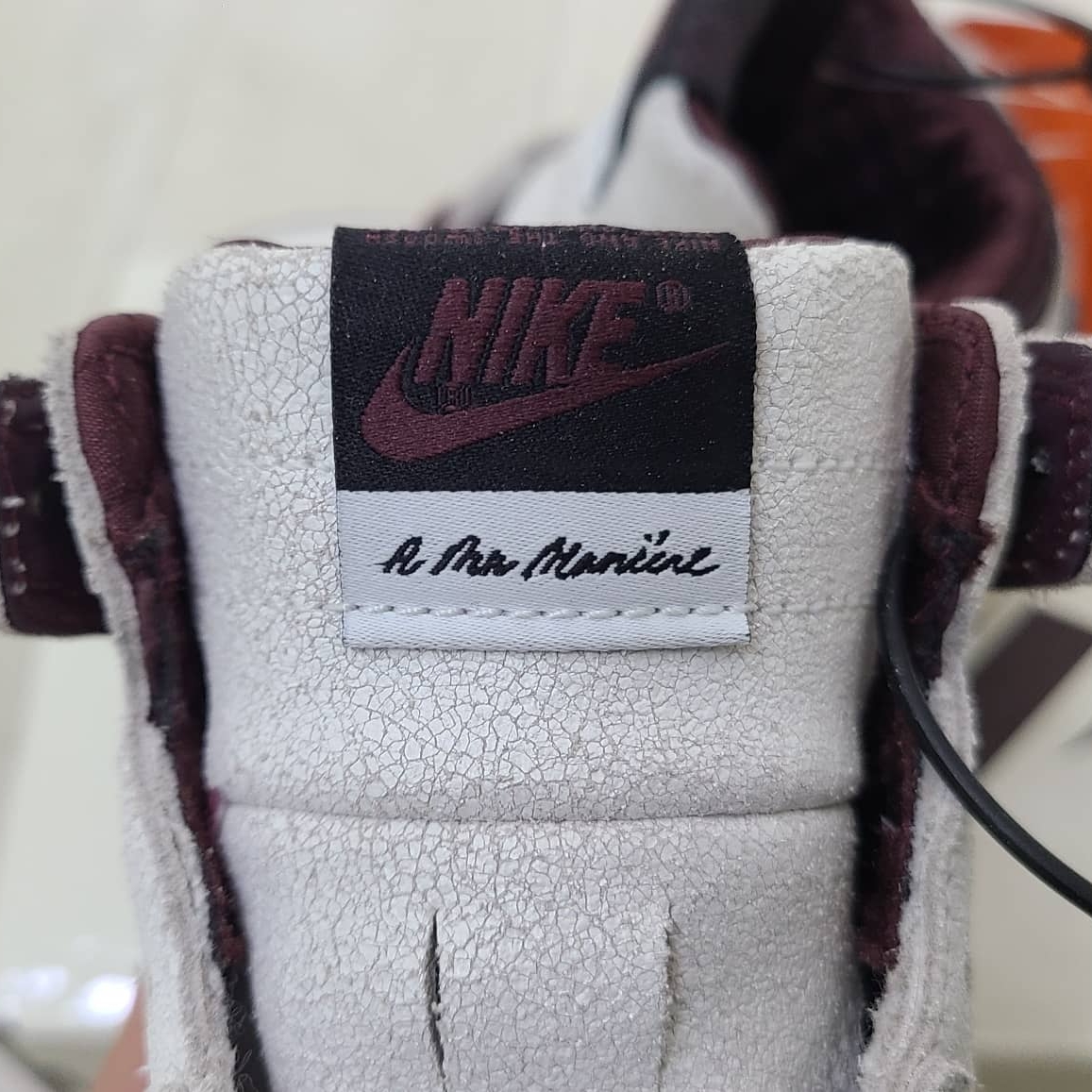 (TD) Jordan 1 x A Ma Maniere Retro High OG SP Burgundy and Sail 착용 스타일 - 4