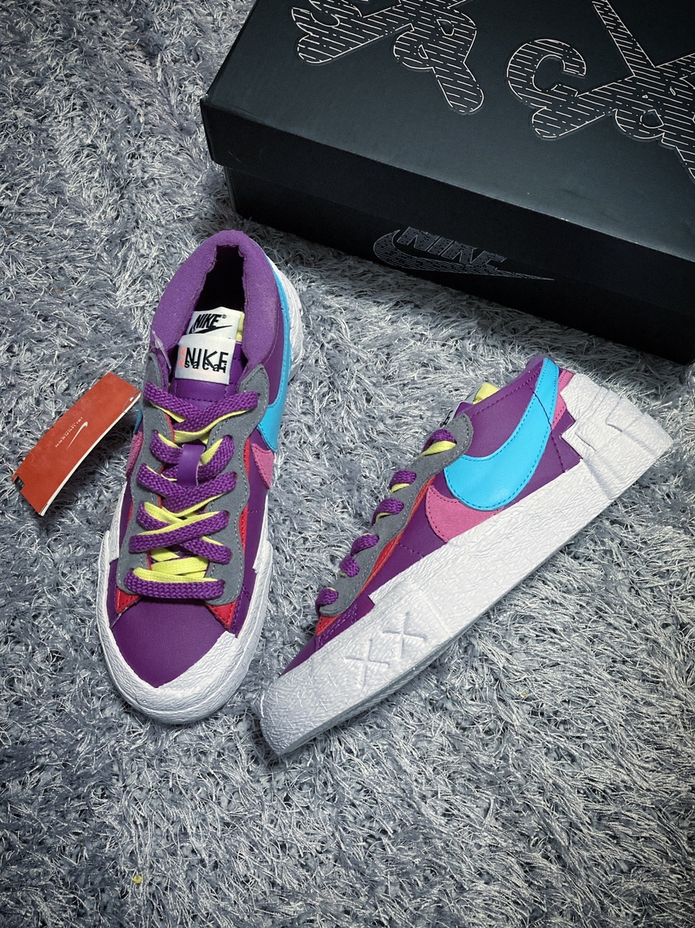 Nike x Sacai x Kaws Blazer Low Purple Dusk 착용 스타일