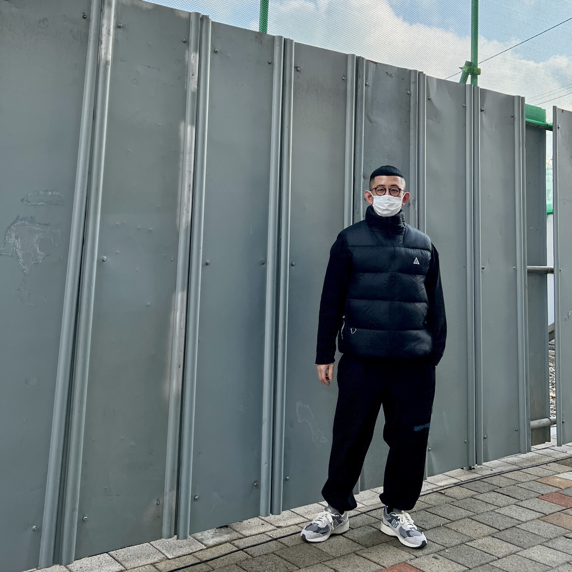 Nike ACG Therma-Fit ADV Lunar Lake Puffer Vest Black - US/EU, New Balance 2002R Protection Pack Rain Cloud 착용 스타일