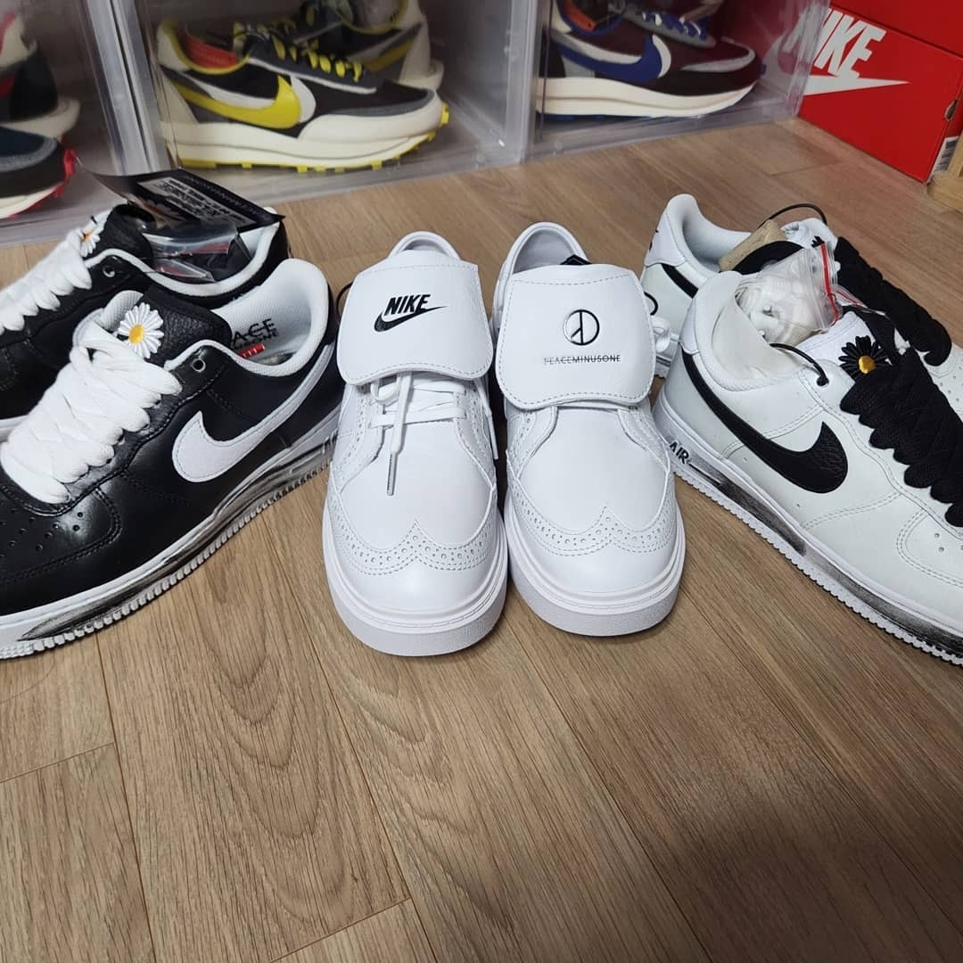 Jordan 1 x Travis Scott x Fragment Retro Low OG SP Military Blue, Nike x Peaceminusone Air Force 1 Low Para-Noise 착용 스타일 - 2
