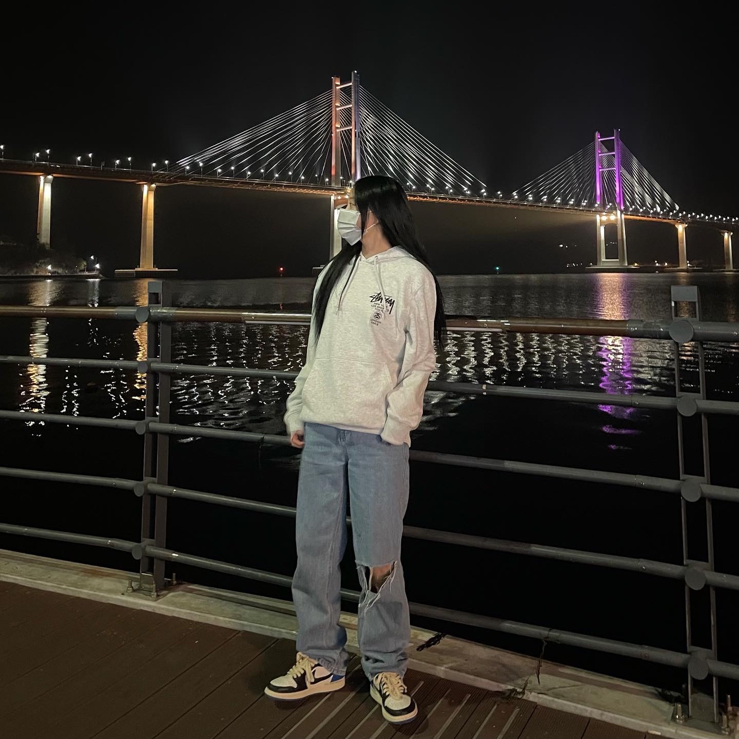 Jordan 1 x Travis Scott x Fragment Retro Low OG SP Military Blue, Stussy World Tour Hoodie Ash Heather 2021 착용 스타일 - 1