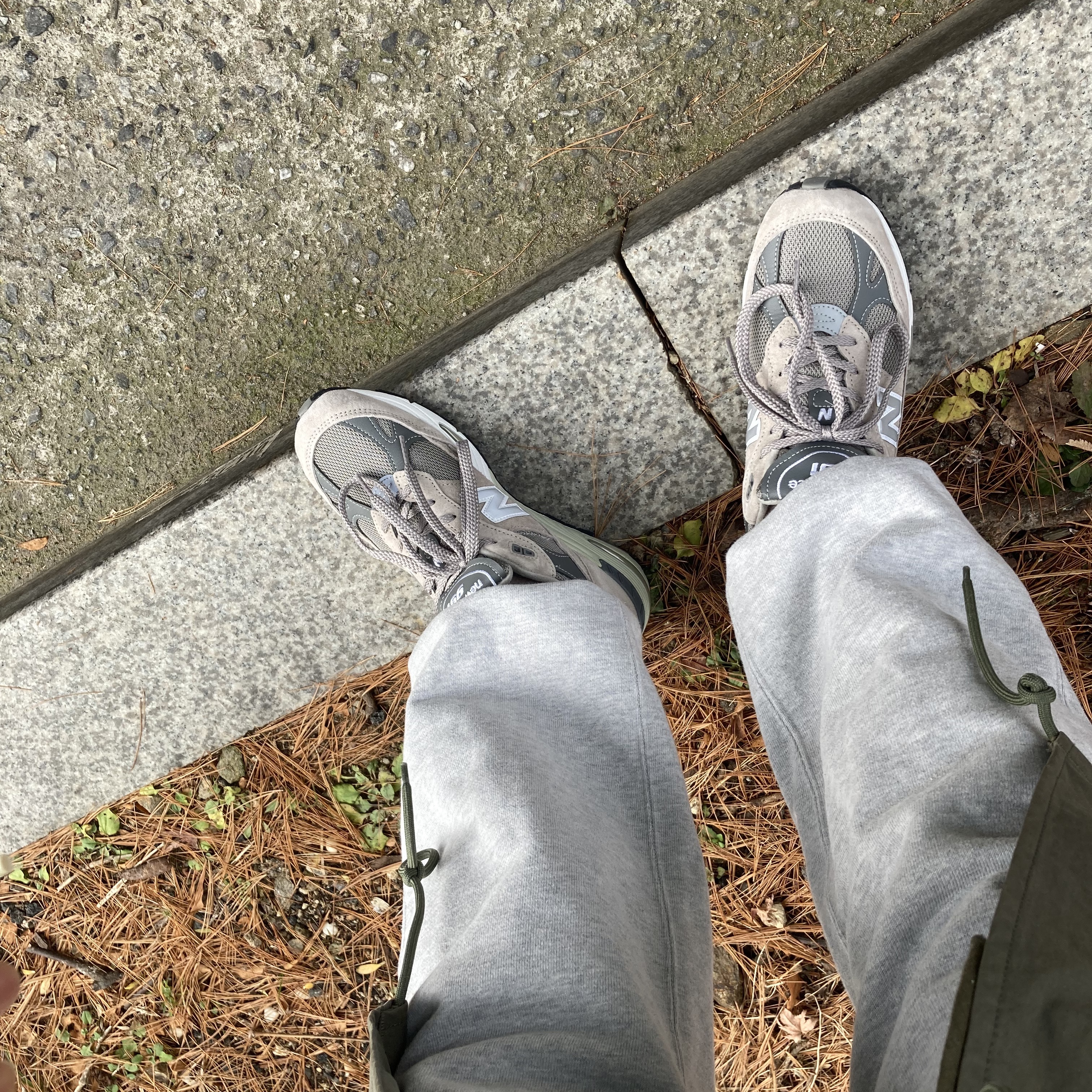 New Balance 991 Made in UK Grey 착용 스타일