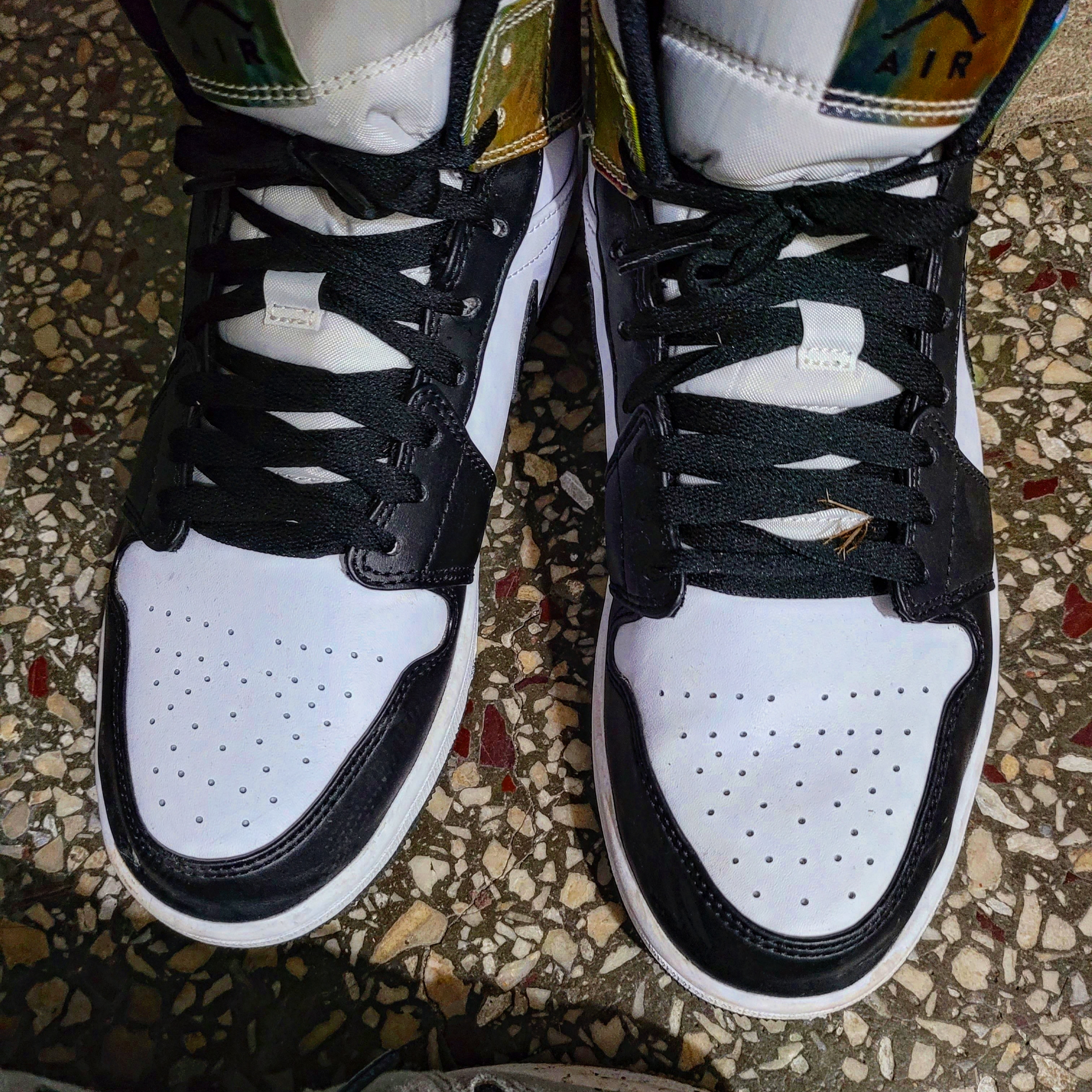 Jordan 1 Mid SE Heat Reactive 착용 스타일