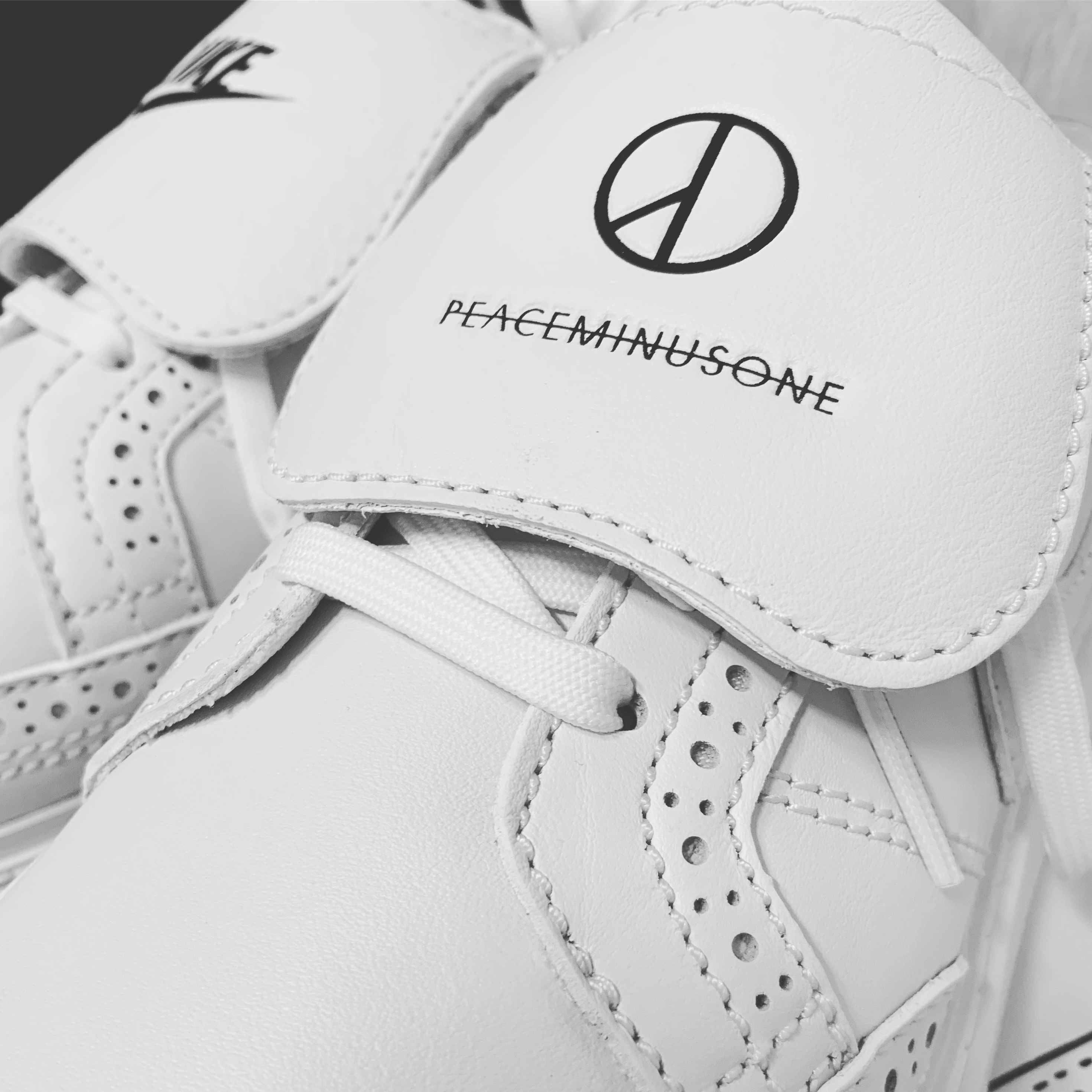 Nike x Peaceminusone Kwondo1 White 착용 스타일 - 2