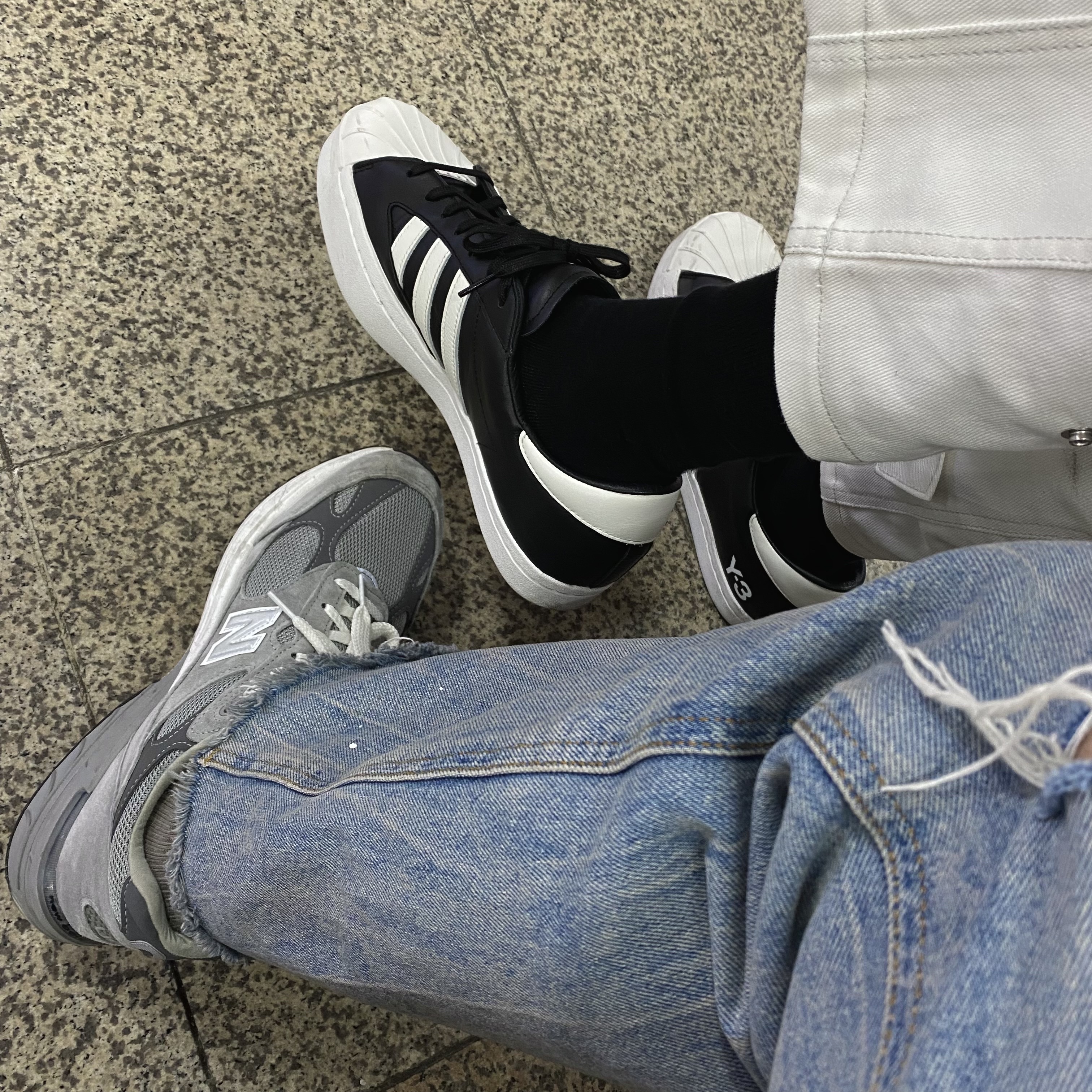 New Balance 993 Made in USA Grey - D Standard, Y-3 Yohji Star Black White 착용 스타일
