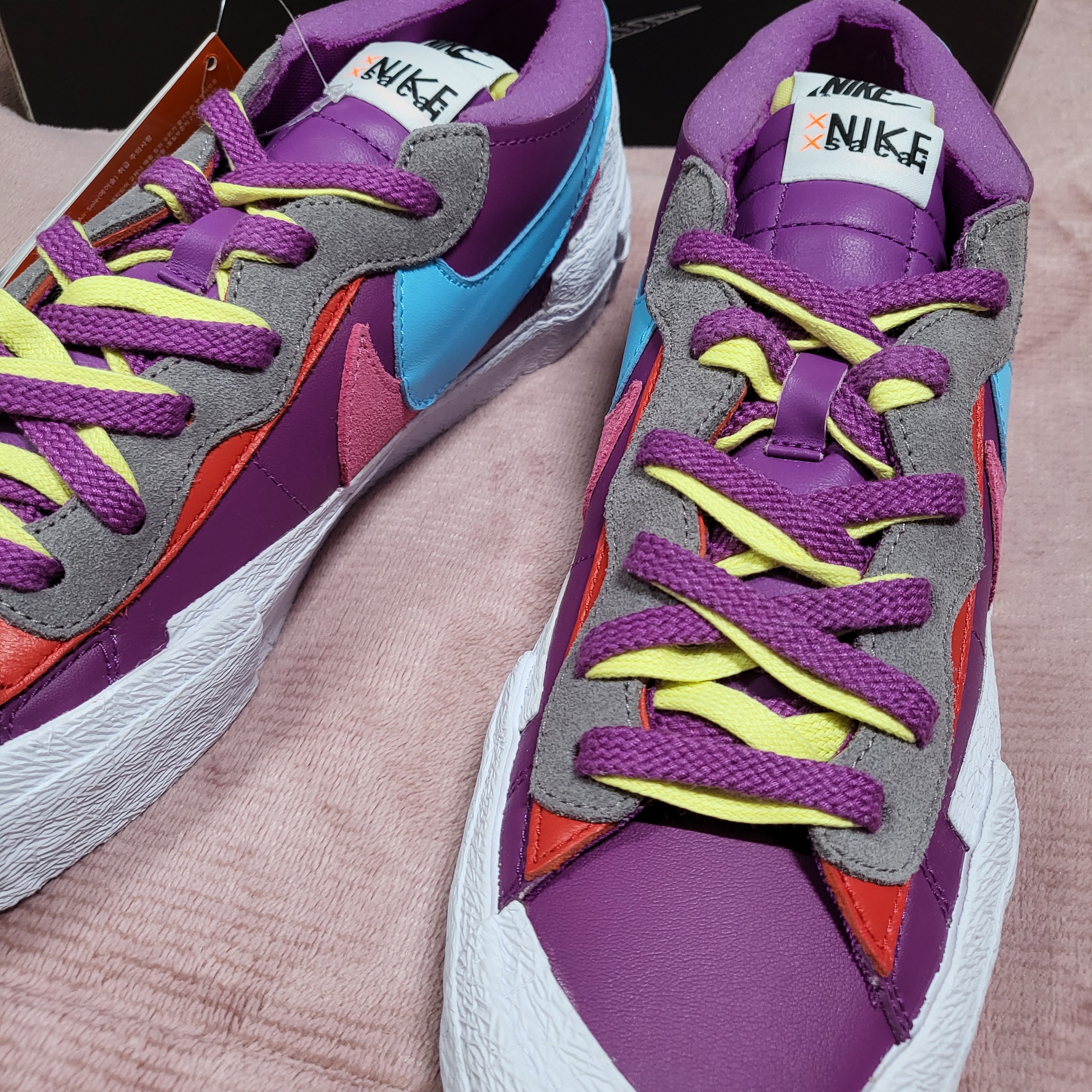 Nike x Sacai x Kaws Blazer Low Purple Dusk 착용 스타일 - 2