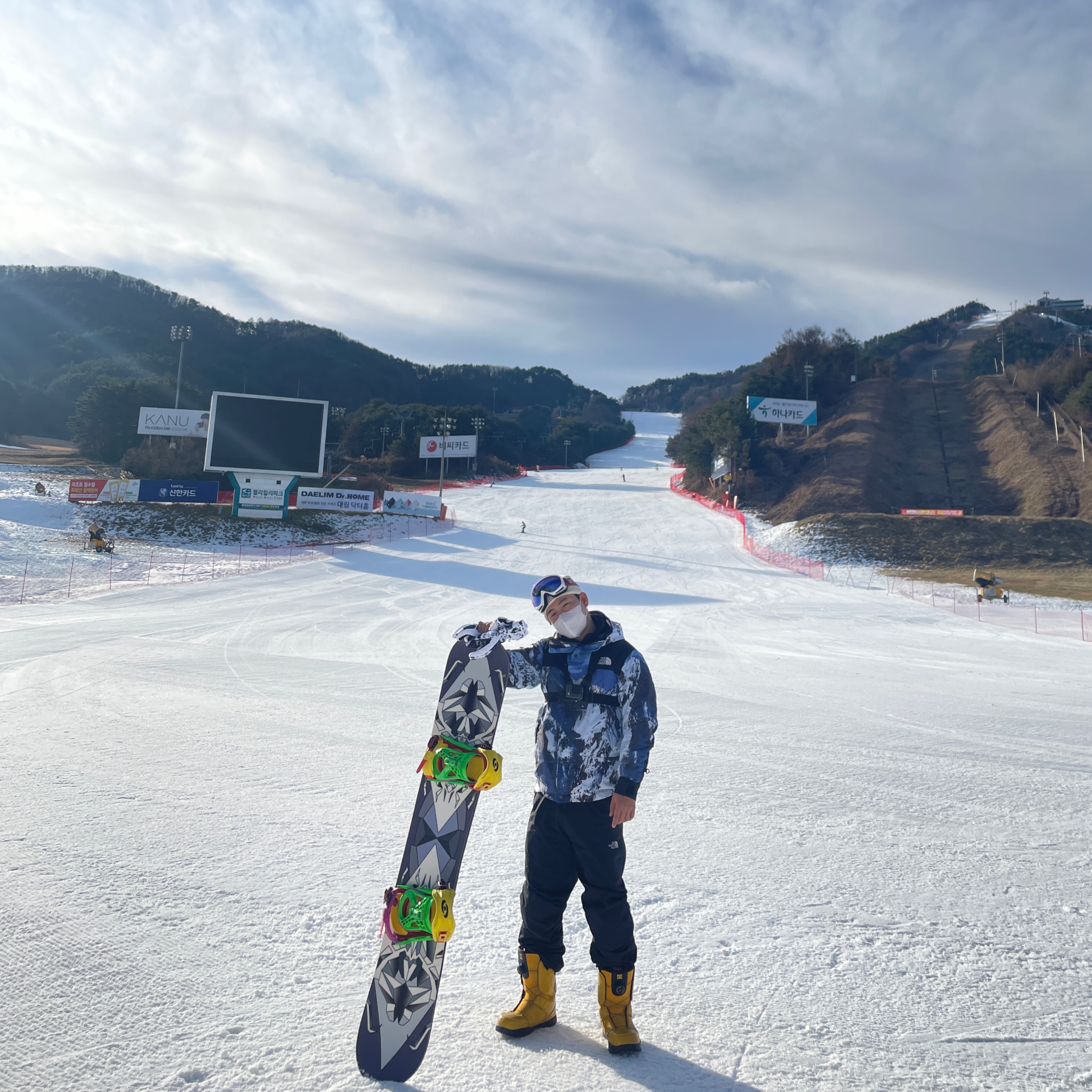 Supreme x The North Face Mountain Parka Blue White - 17FW 착용 스타일