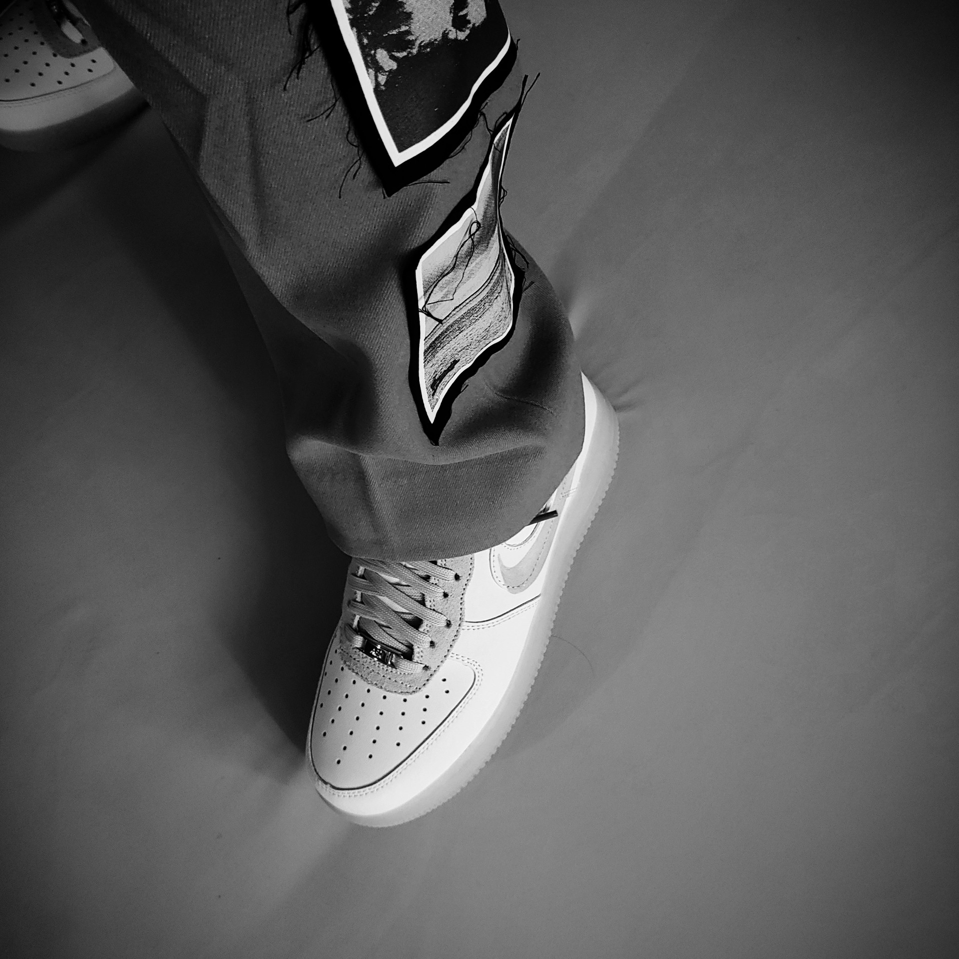 Nike x Mayumi Yamase Air Force 1 Flyleather Solar Red, Nike Dunk High SE First Use Sail 착용 스타일 - 1