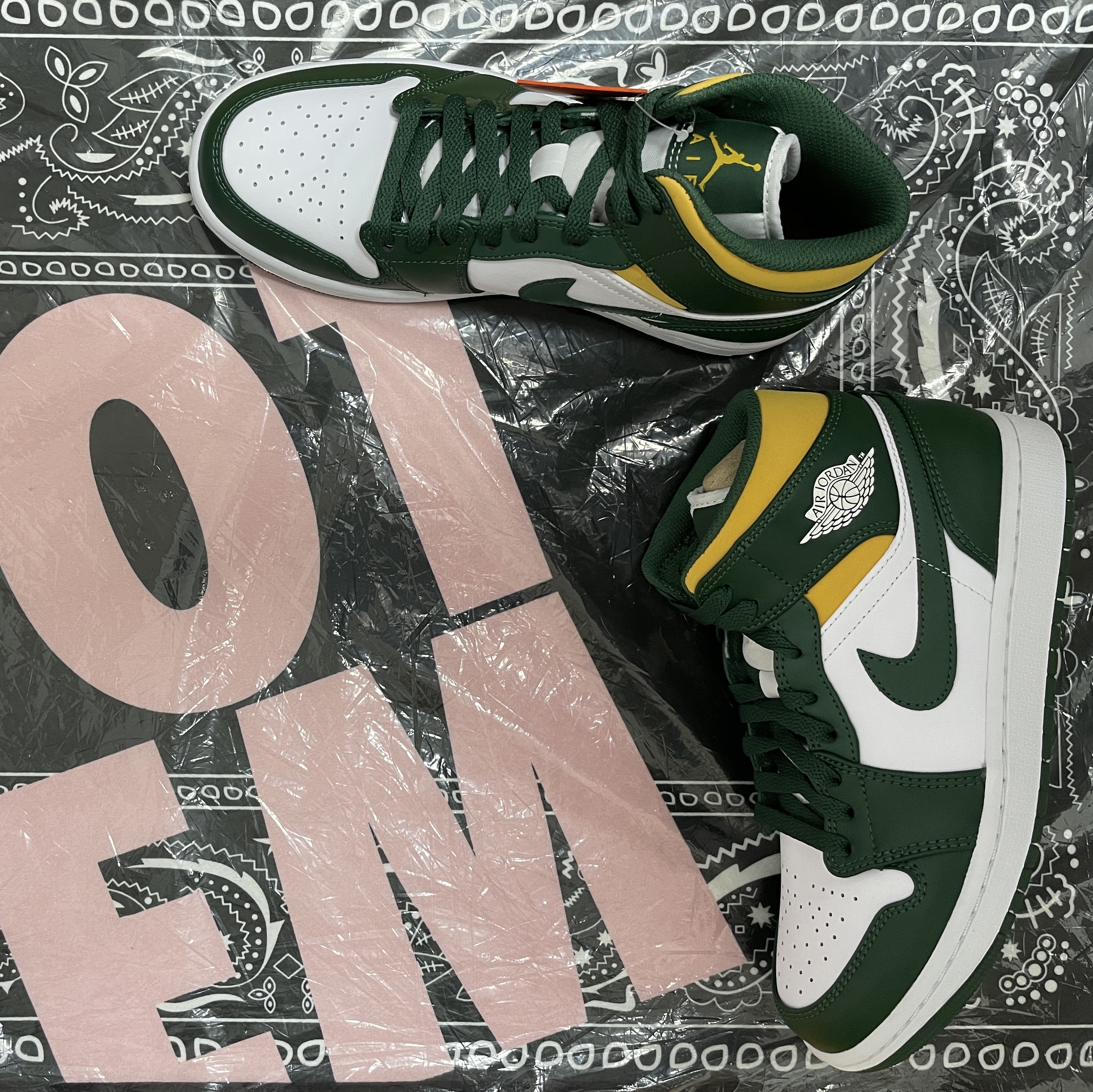 Jordan 1 Mid Sonics 2021 착용 스타일