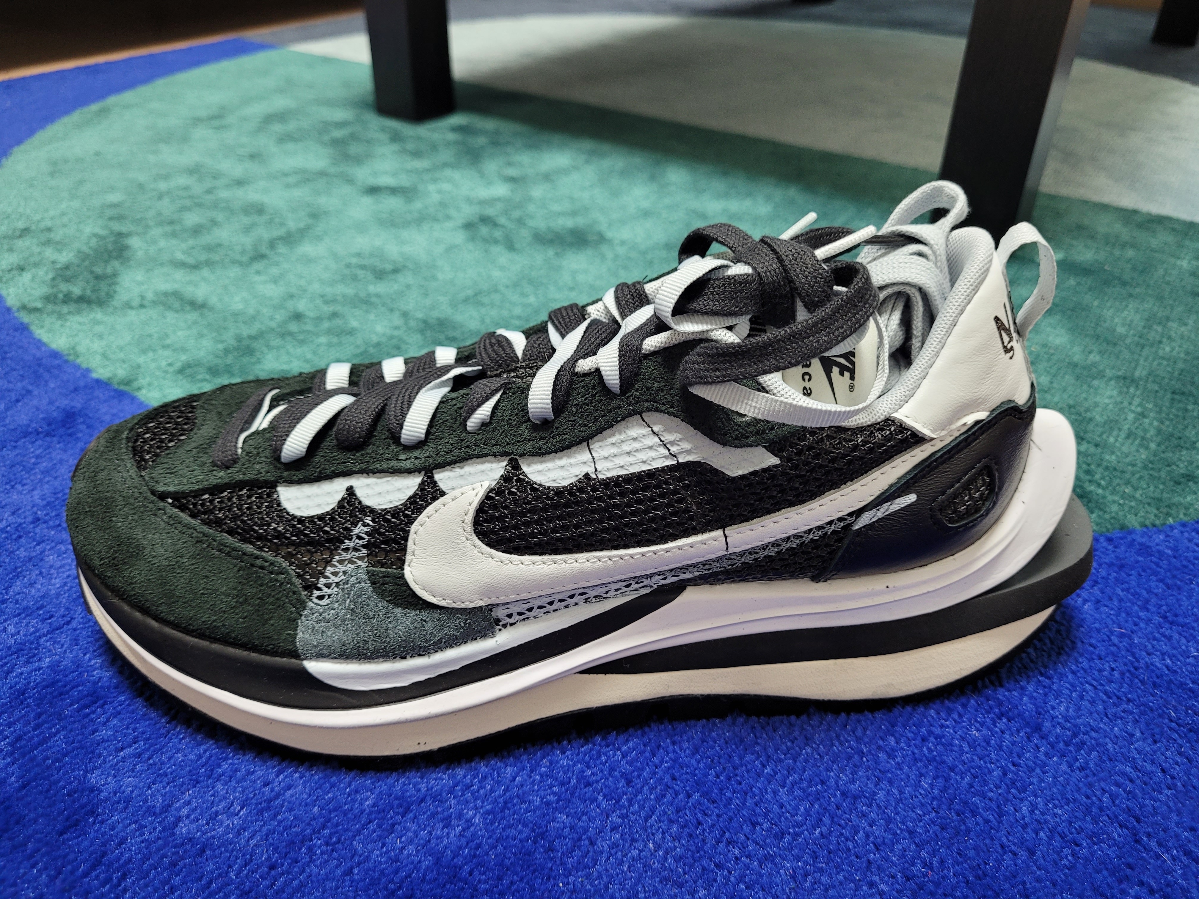 Nike x Sacai VaporWaffle Black White 착용 스타일