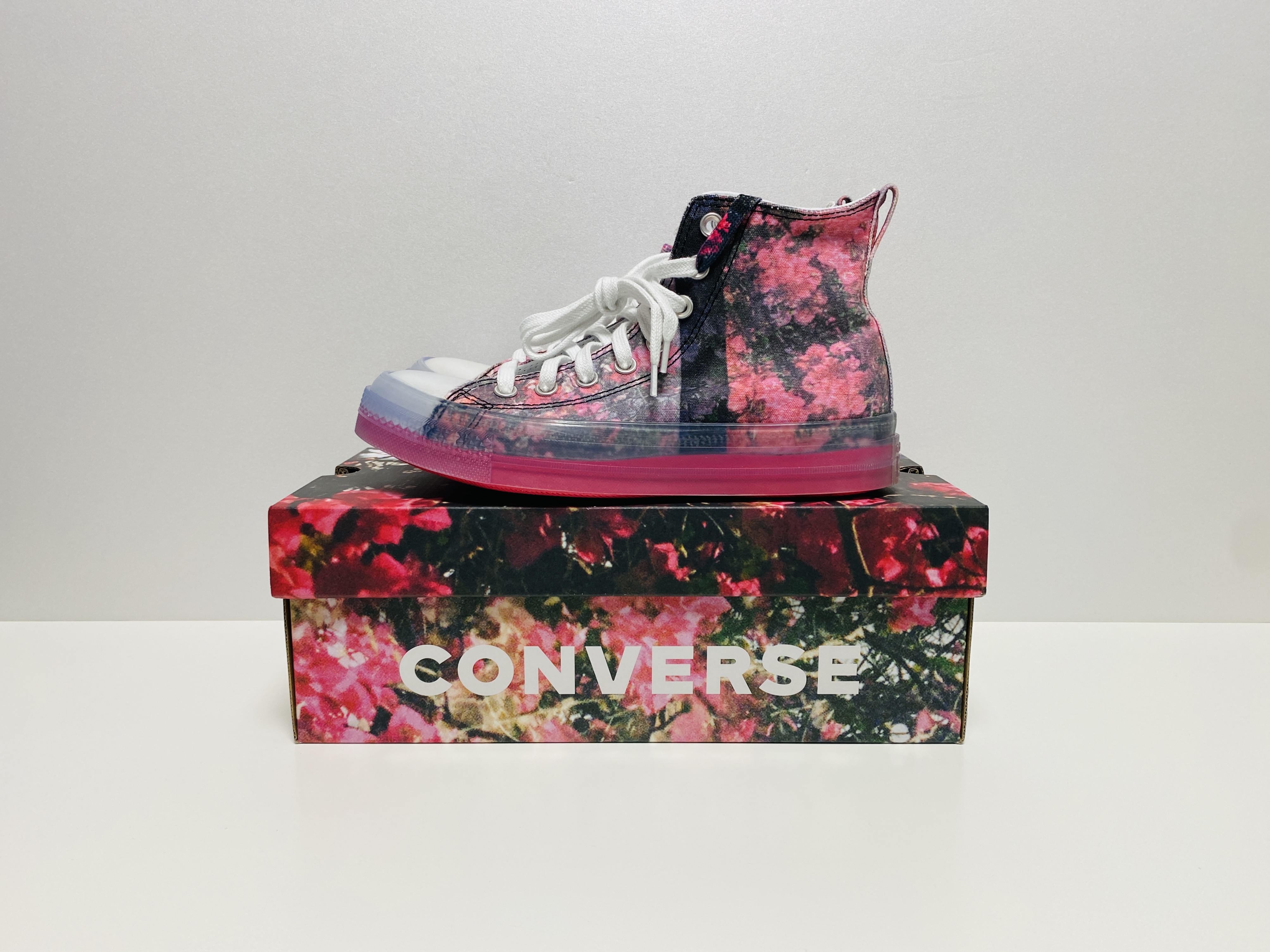 Converse x Shaniqwa Jarvis Chuck Taylor All Star CX 착용 스타일 - 1