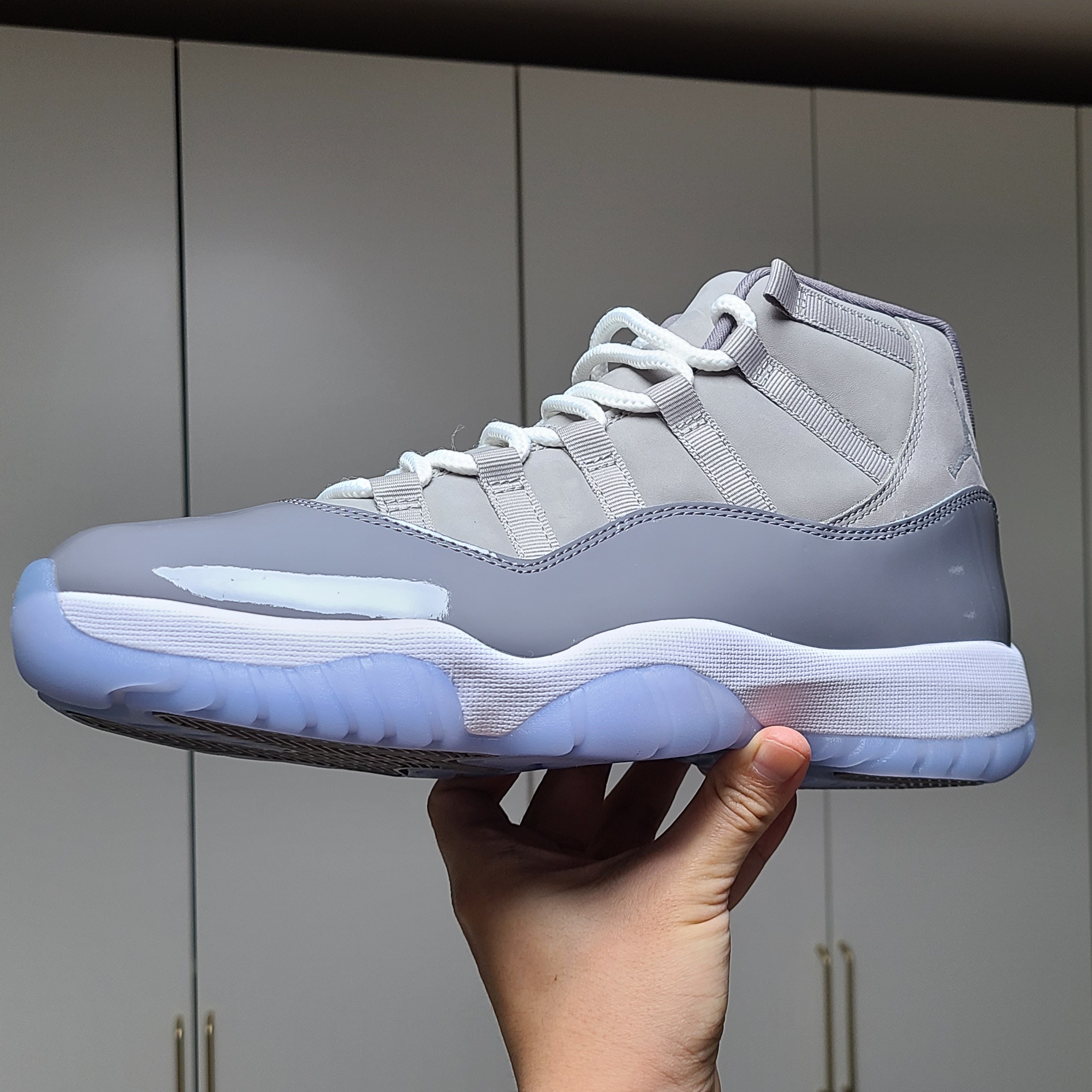 Jordan 11 Retro Cool Grey 2021 착용 스타일 - 2