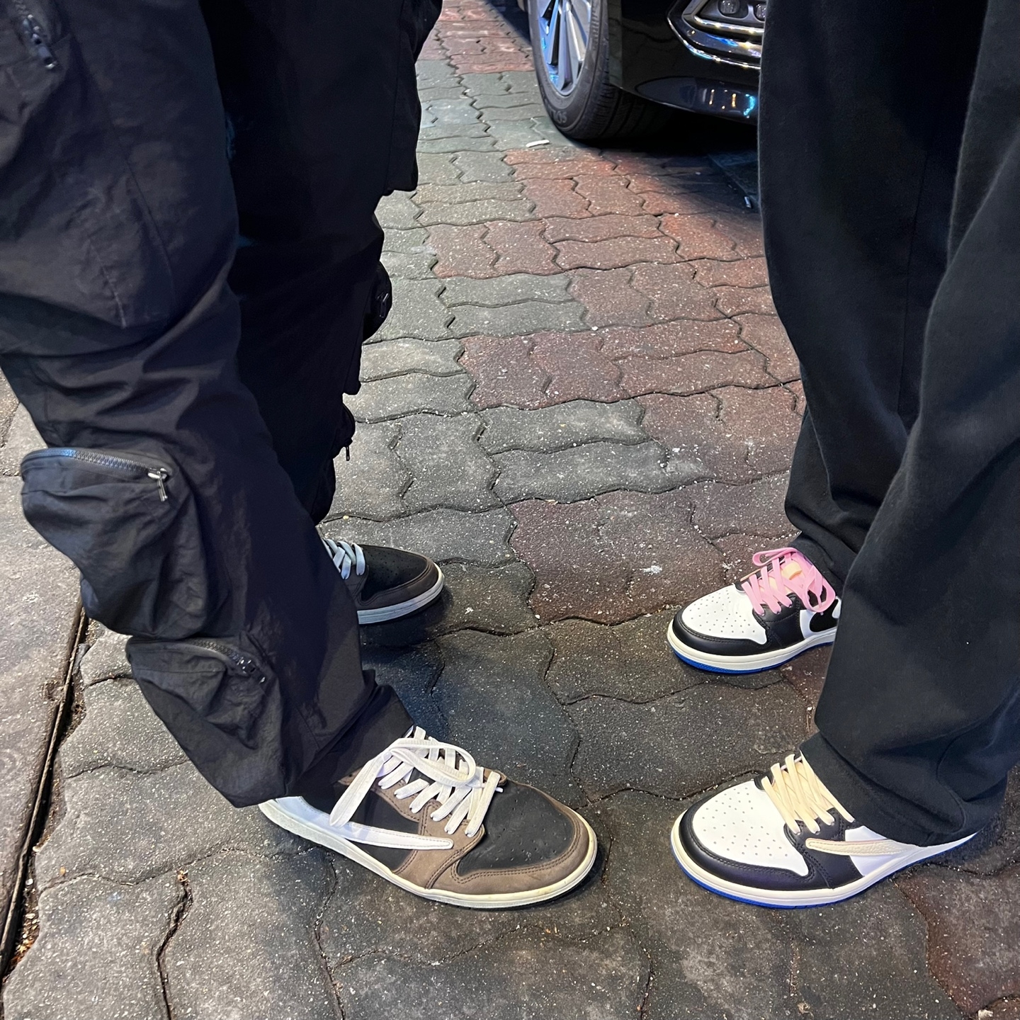 Jordan 1 x Travis Scott x Fragment Retro Low OG SP Military Blue, Jordan 1 x Travis Scott Retro Low OG SP Mocha 착용 스타일 - 3