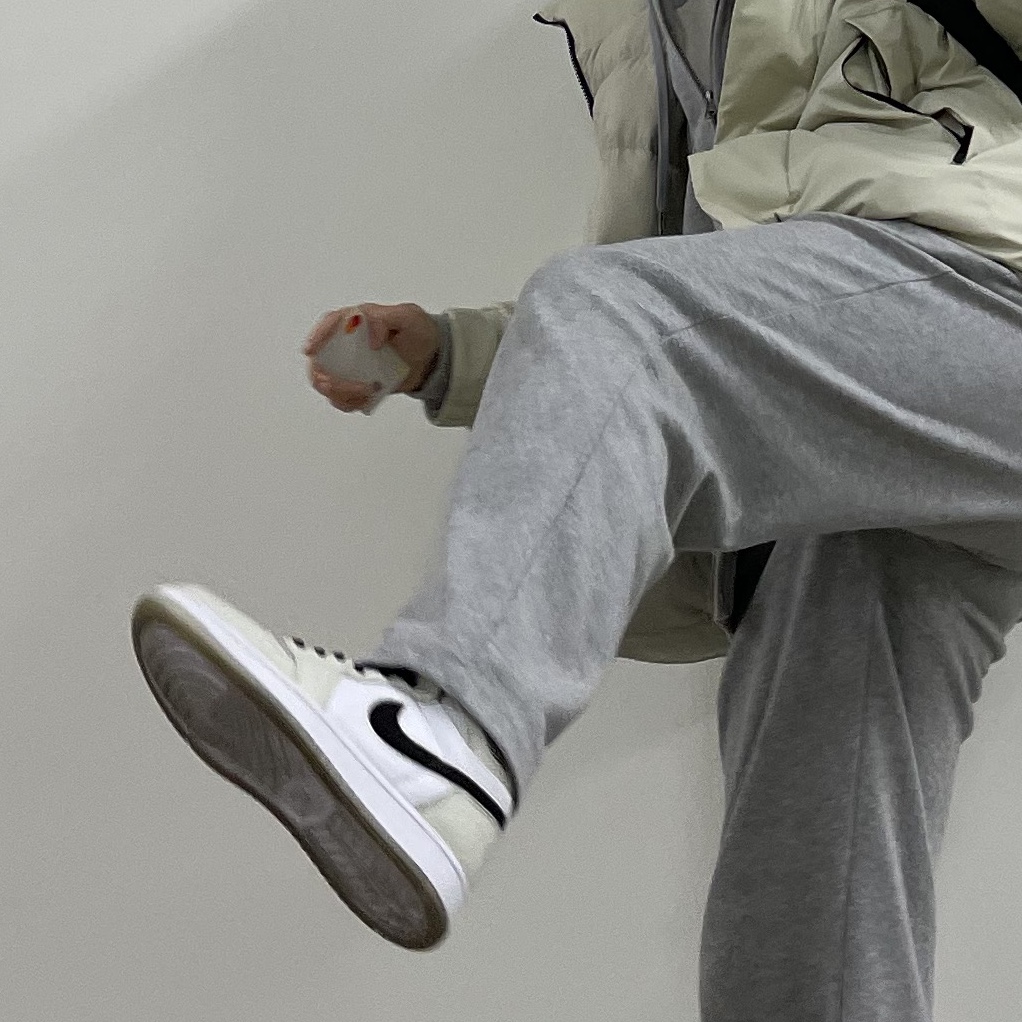 (W) Jordan 1 Zoom Air CMFT Light Bone 착용 스타일