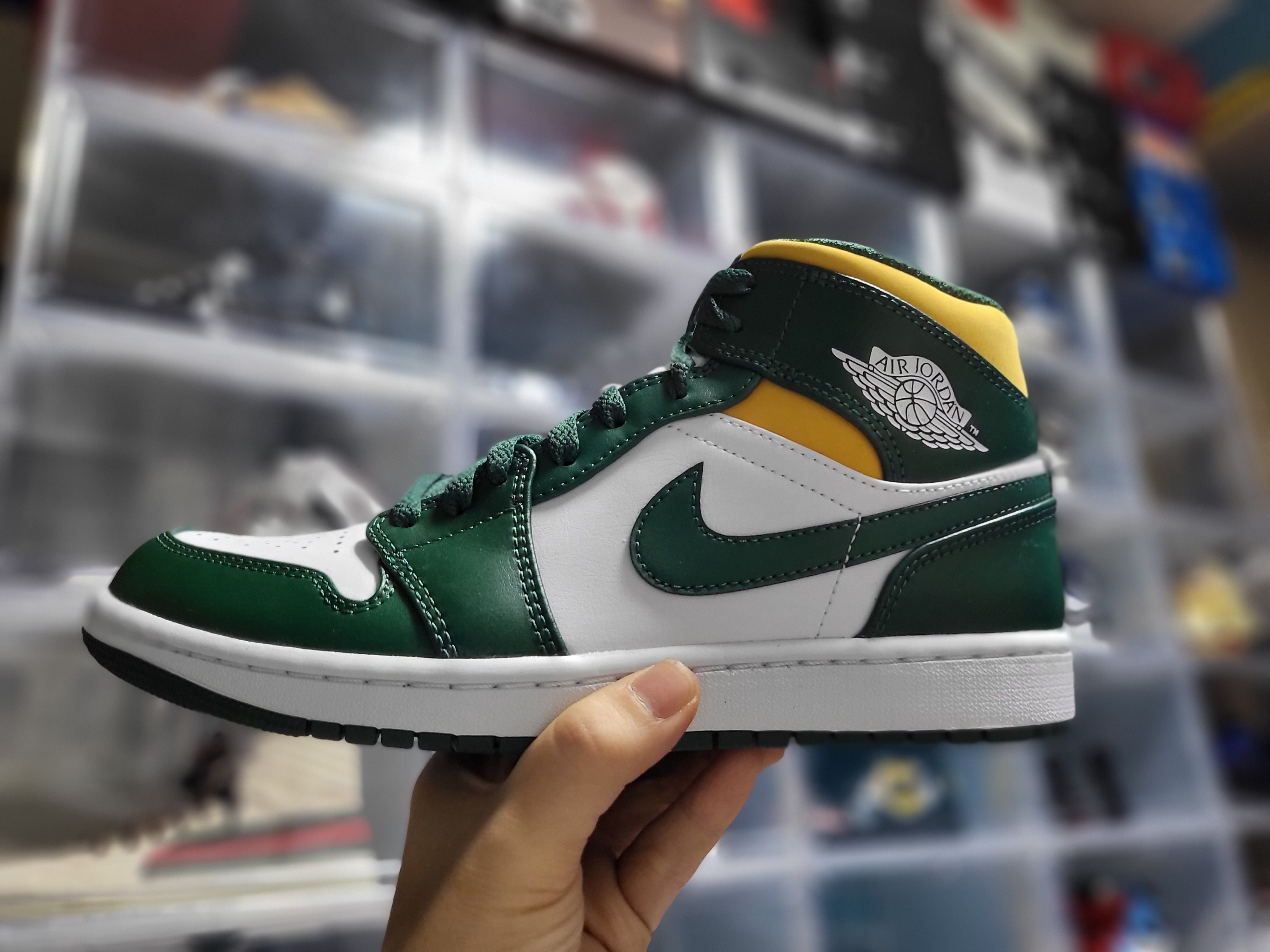 Jordan 1 Mid Sonics 2021 착용 스타일 - 1