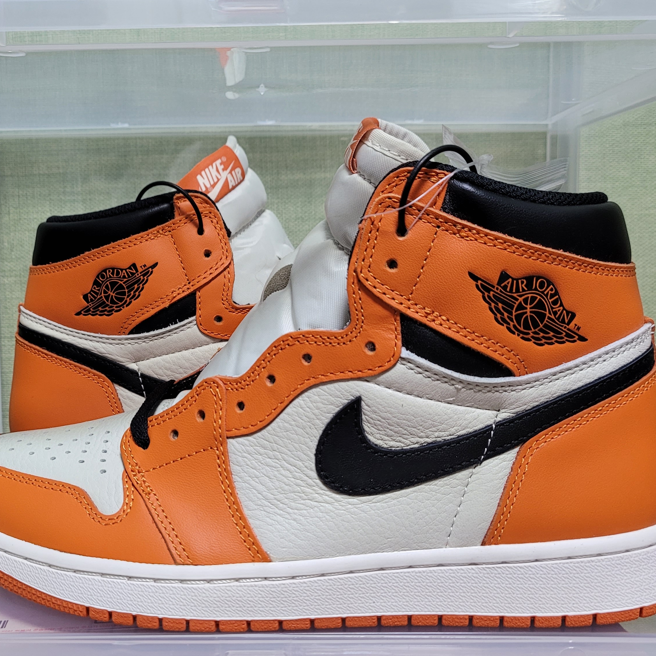 Jordan 1 Retro High OG Reverse Shattered Backboard 착용 스타일