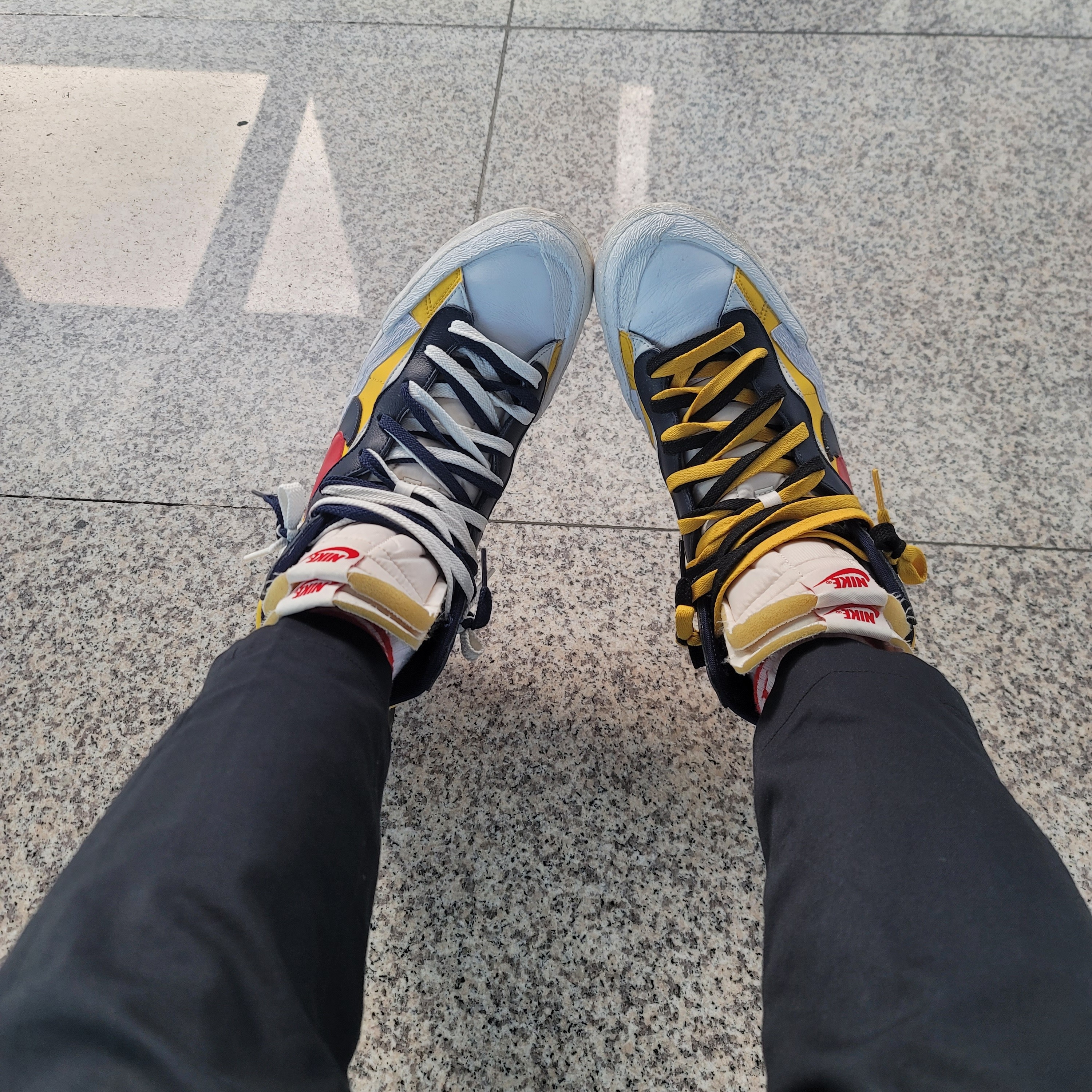 Nike x Sacai Blazer Mid Snow Beach 착용 스타일