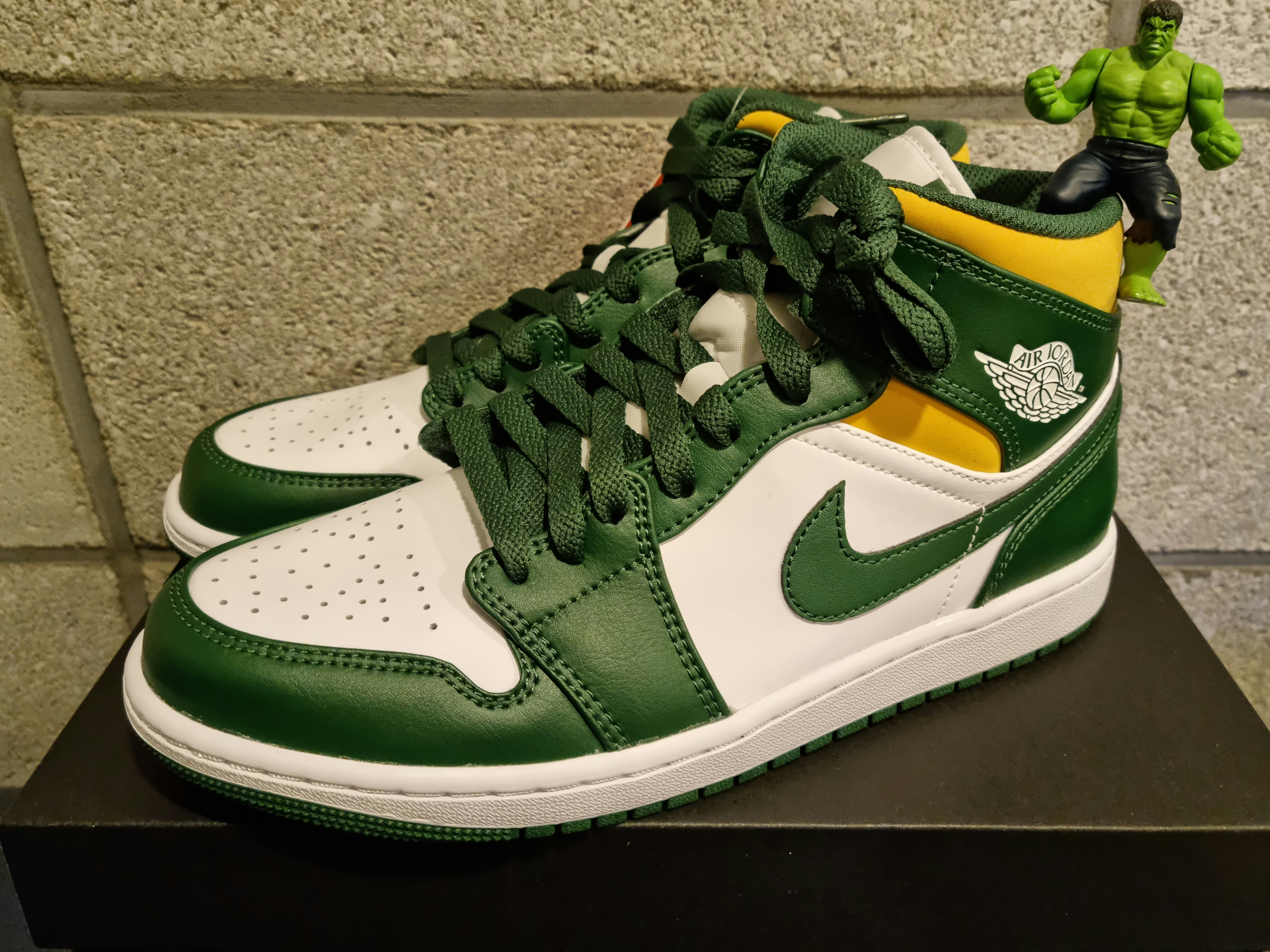 Jordan 1 Mid Sonics 2021 착용 스타일 - 1