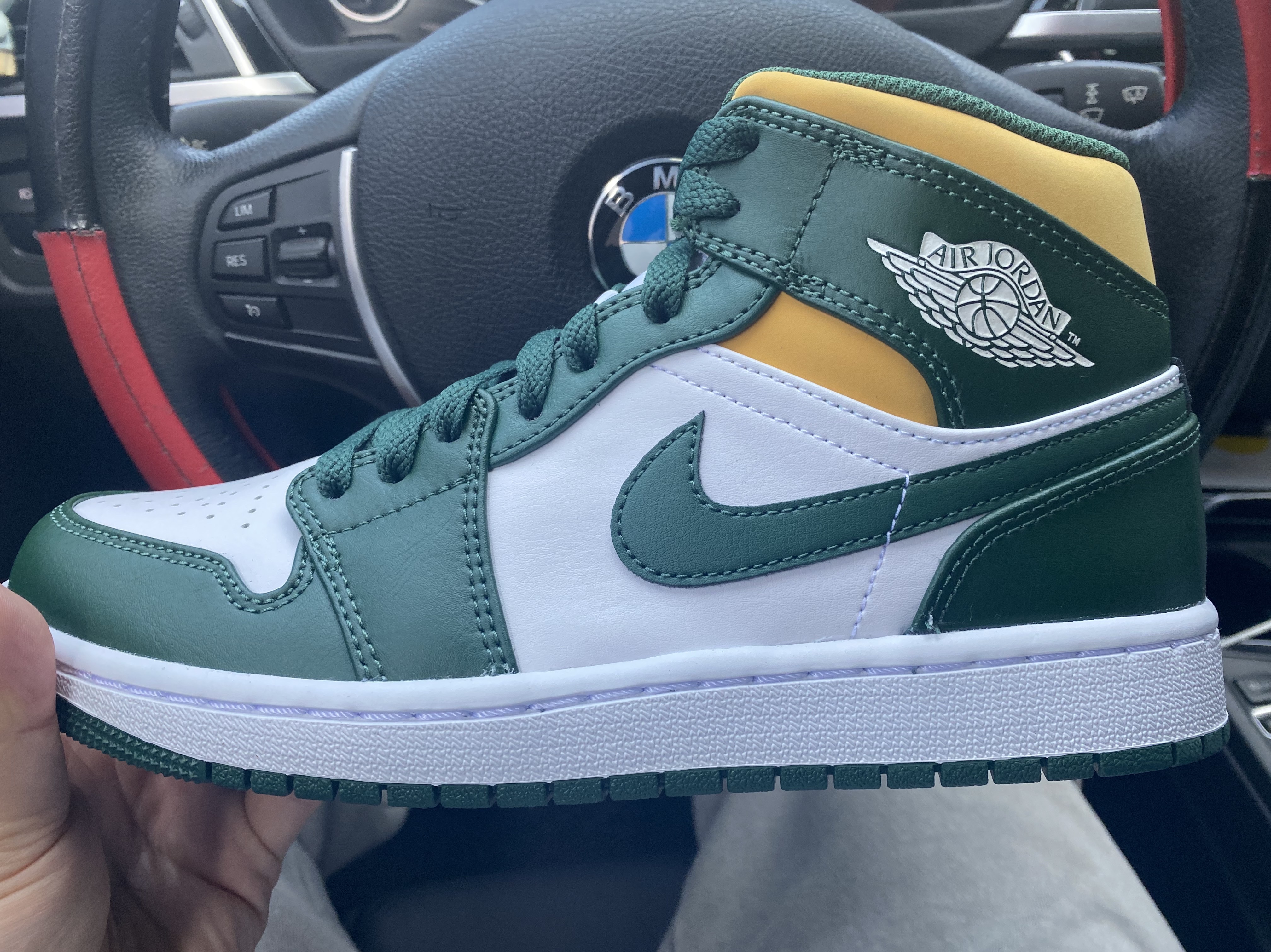 Jordan 1 Mid Sonics 2021 착용 스타일