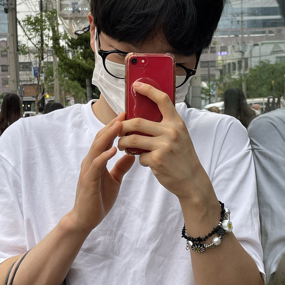 KREAM 프로필 이미지