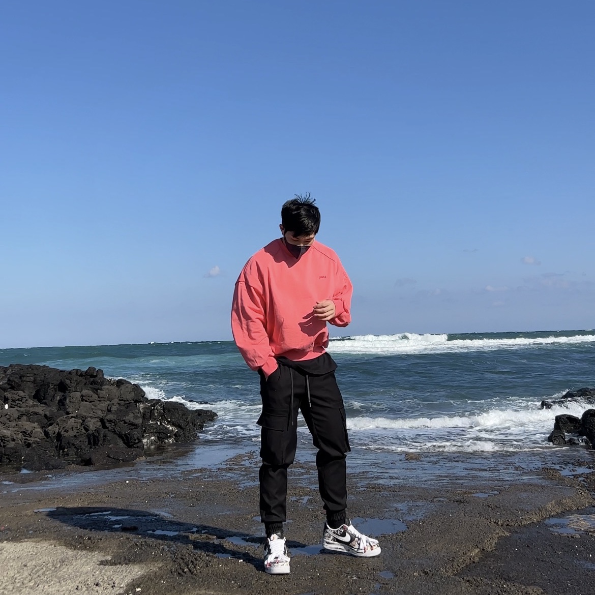 Nike x Peaceminusone Air Force 1 Low Para-Noise 착용 스타일