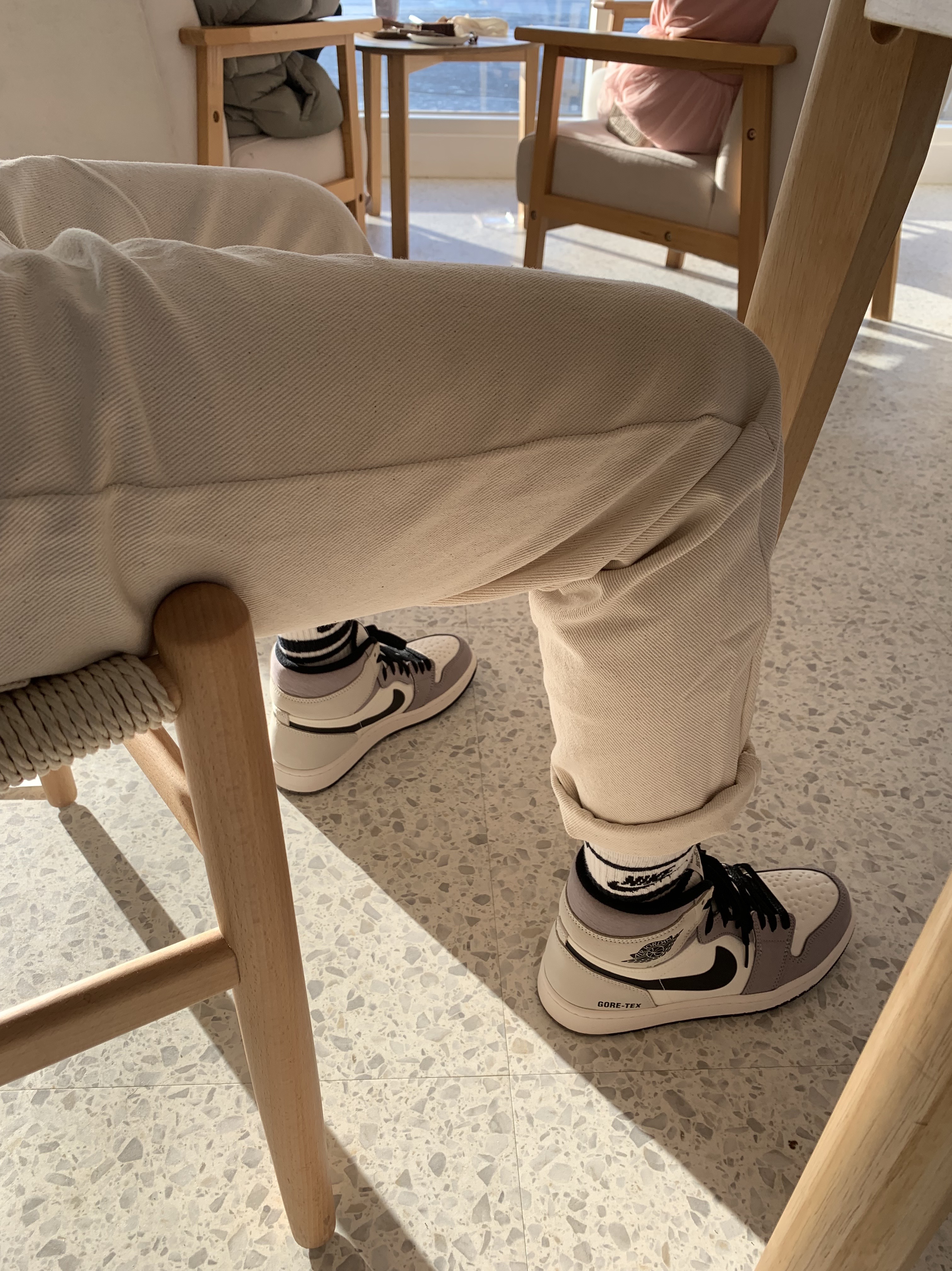Jordan 1 Element Gore-Tex Sail 착용 스타일