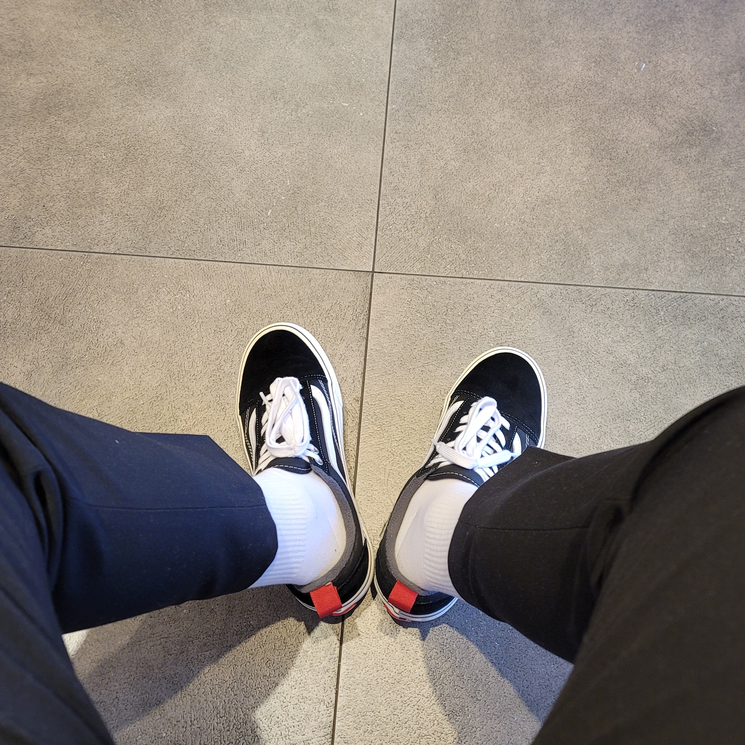 Vans Vault OG Old Skool LX Black 착용 스타일
