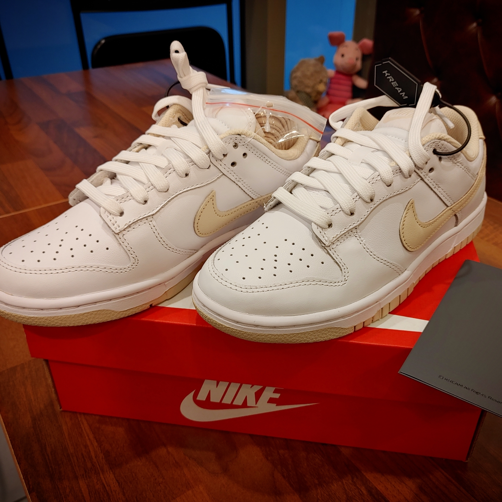 (W) Nike Dunk Low Pearl White 착용 스타일 - 1