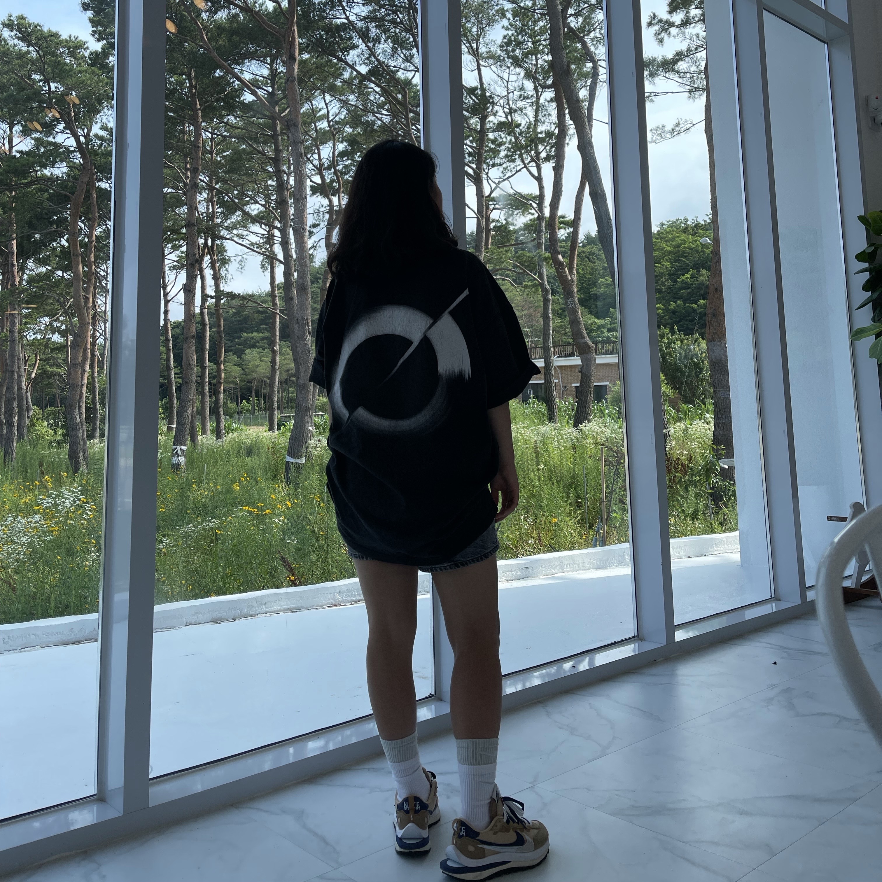 Nike x Sacai VaporWaffle Sesame and Blue Void 착용 스타일