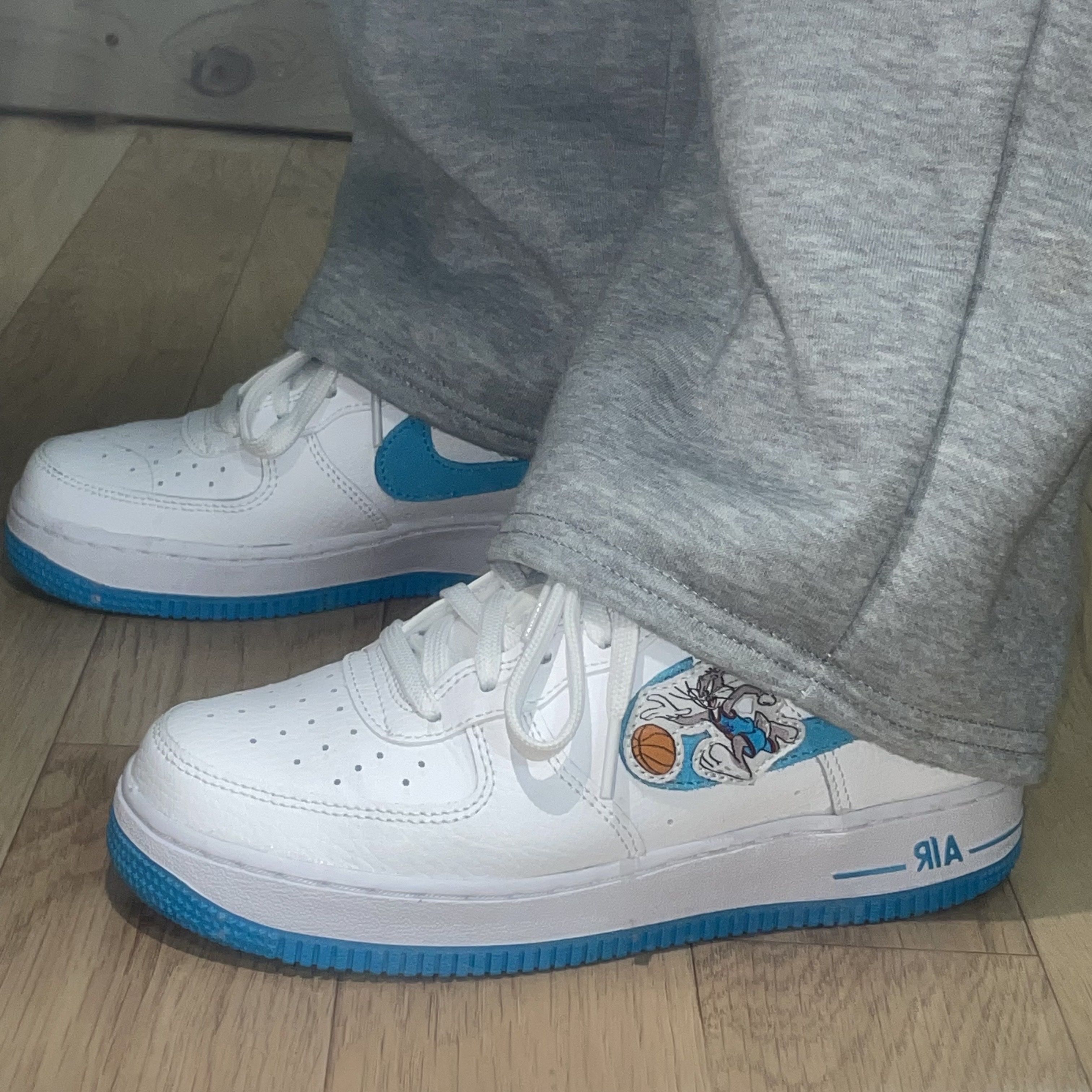 Nike x Space Jam: A New Legacy Air Force 1 '07 Tune Squad 착용 스타일