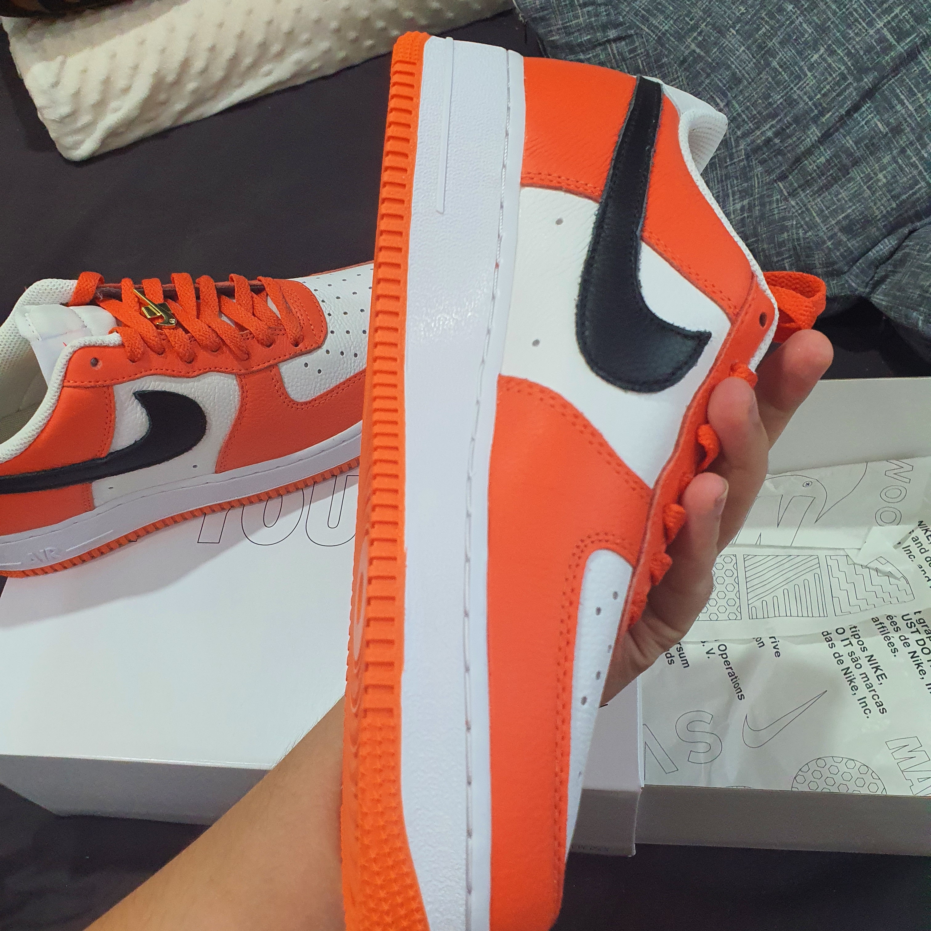 Nike Air Force 1 '07 Low White, Jordan 1 Low OG Starfish 착용 스타일 - 2