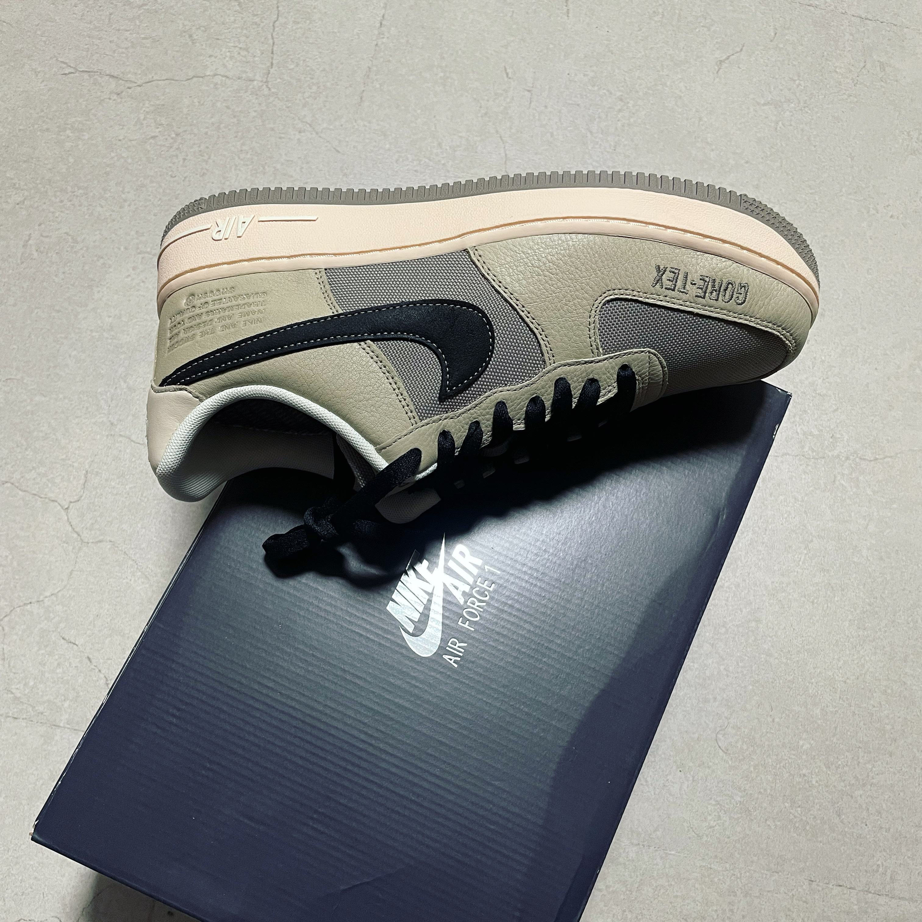 Nike Air Force 1 Low Gore-Tex Olive 착용 스타일