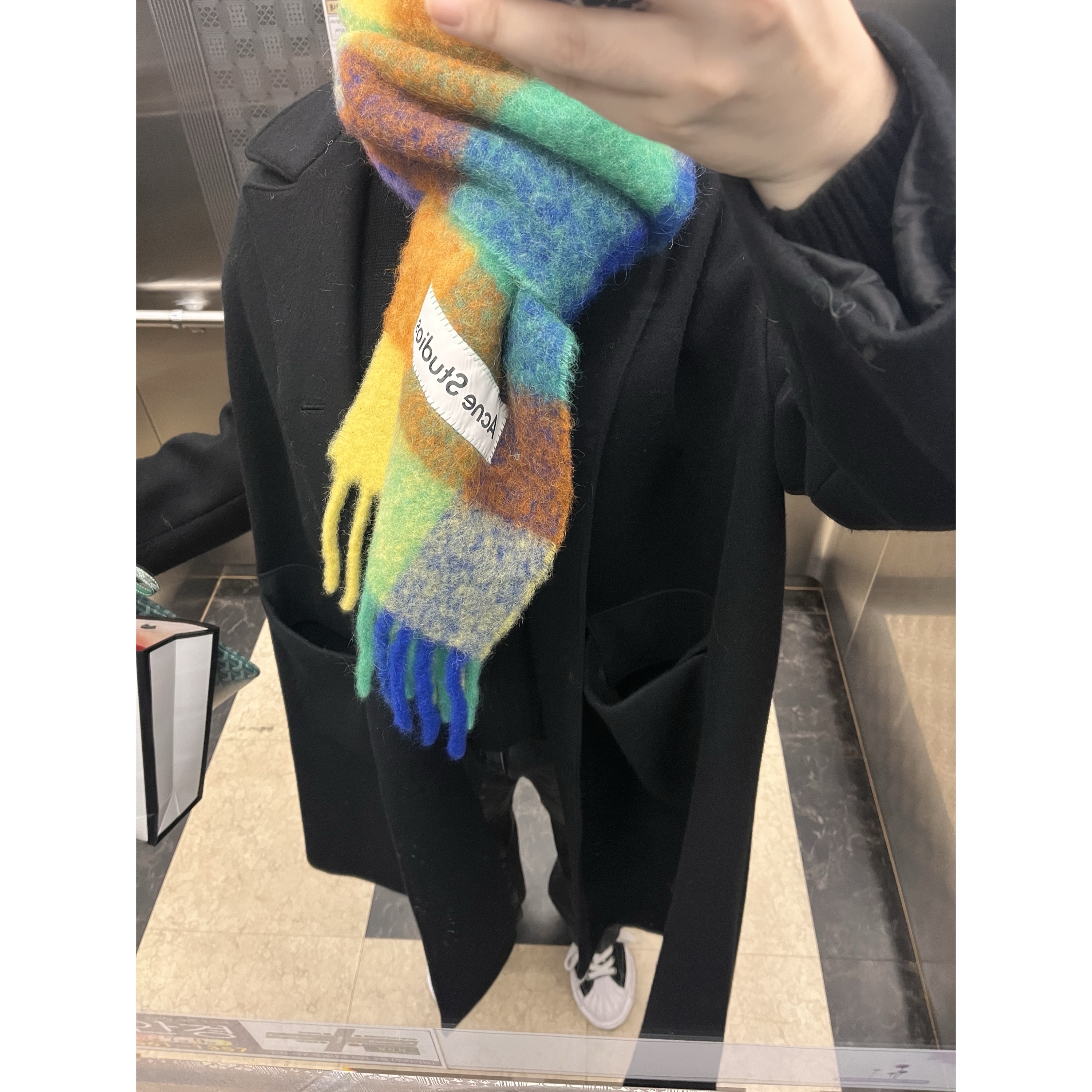 Maison Mihara Yasuhiro Blakey OG Sole Canvas Low-top Sneakers Black, Acne Studios Multi Check Muffler Blue Orange Green 착용 스타일