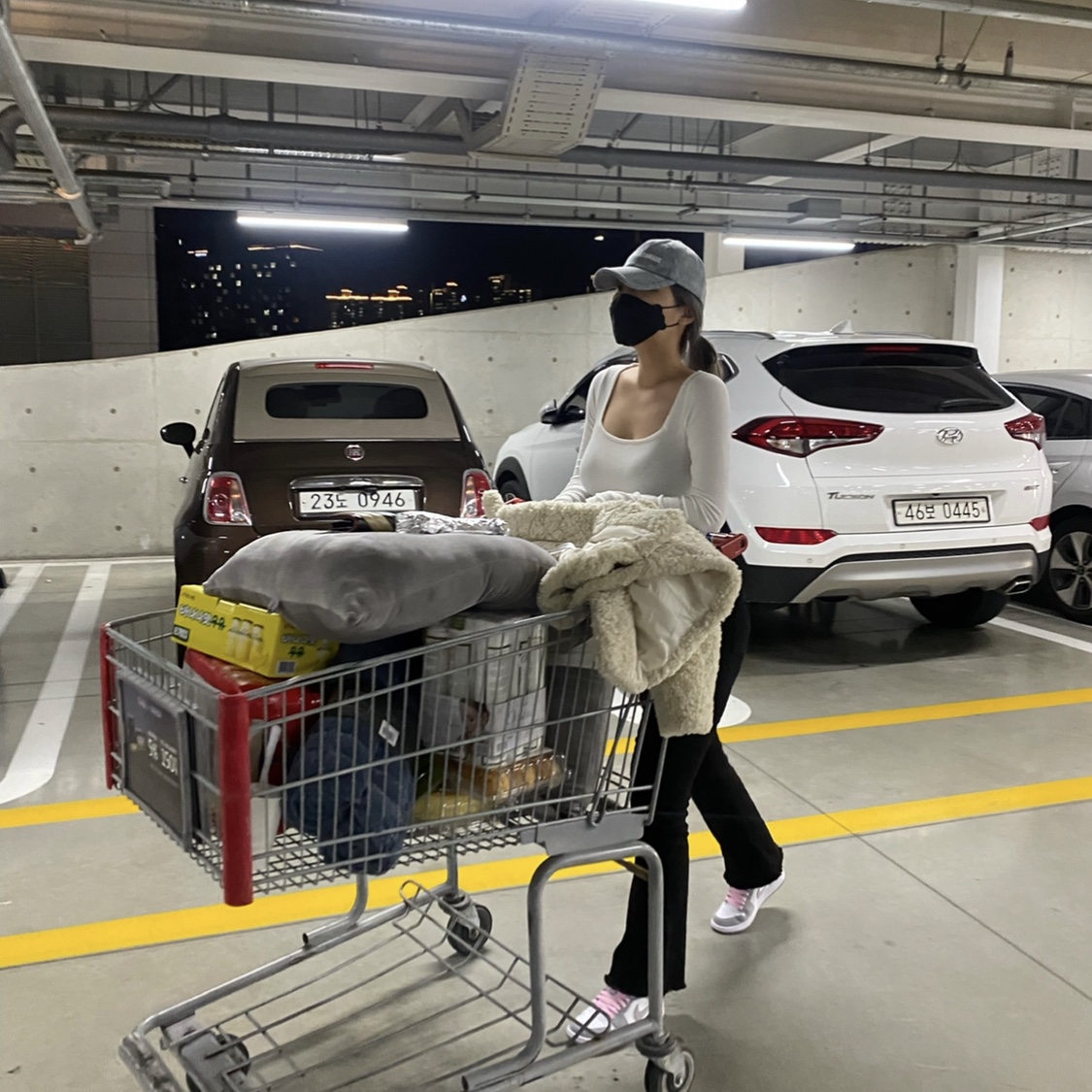 (W) Jordan 1 Low White Wolf Grey 착용 스타일