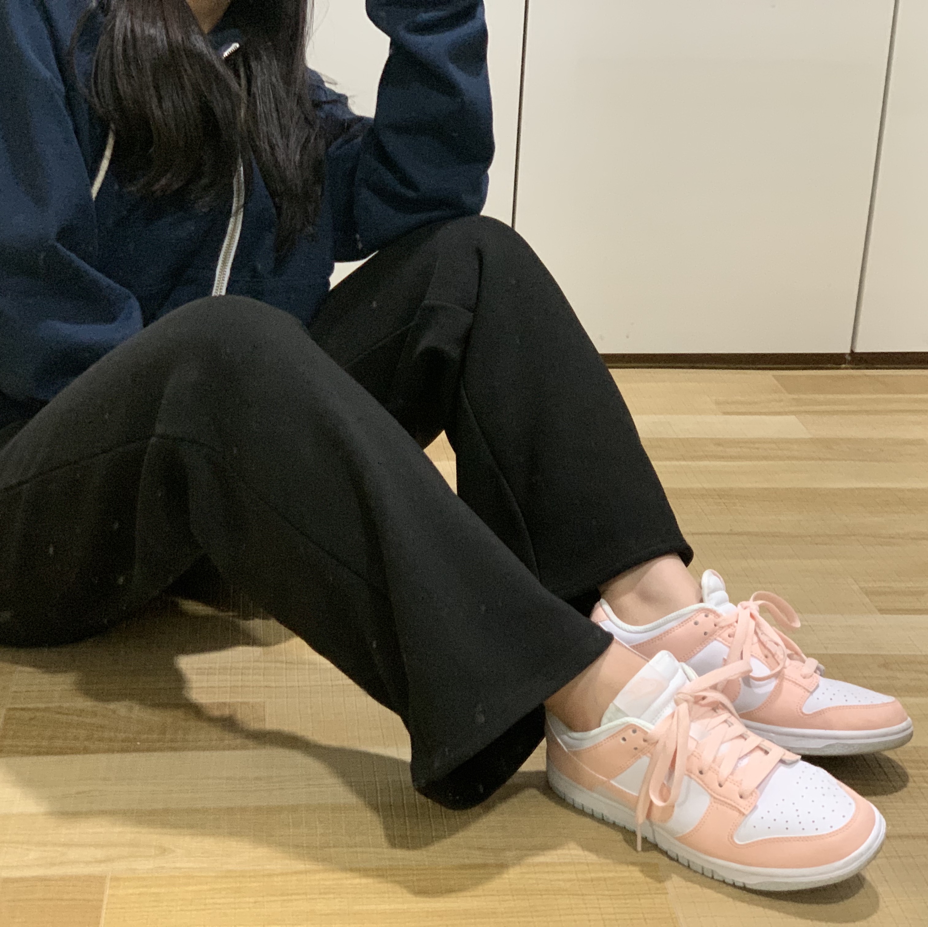 (W) Nike Dunk Low Next Nature Pale Coral 착용 스타일 - 2