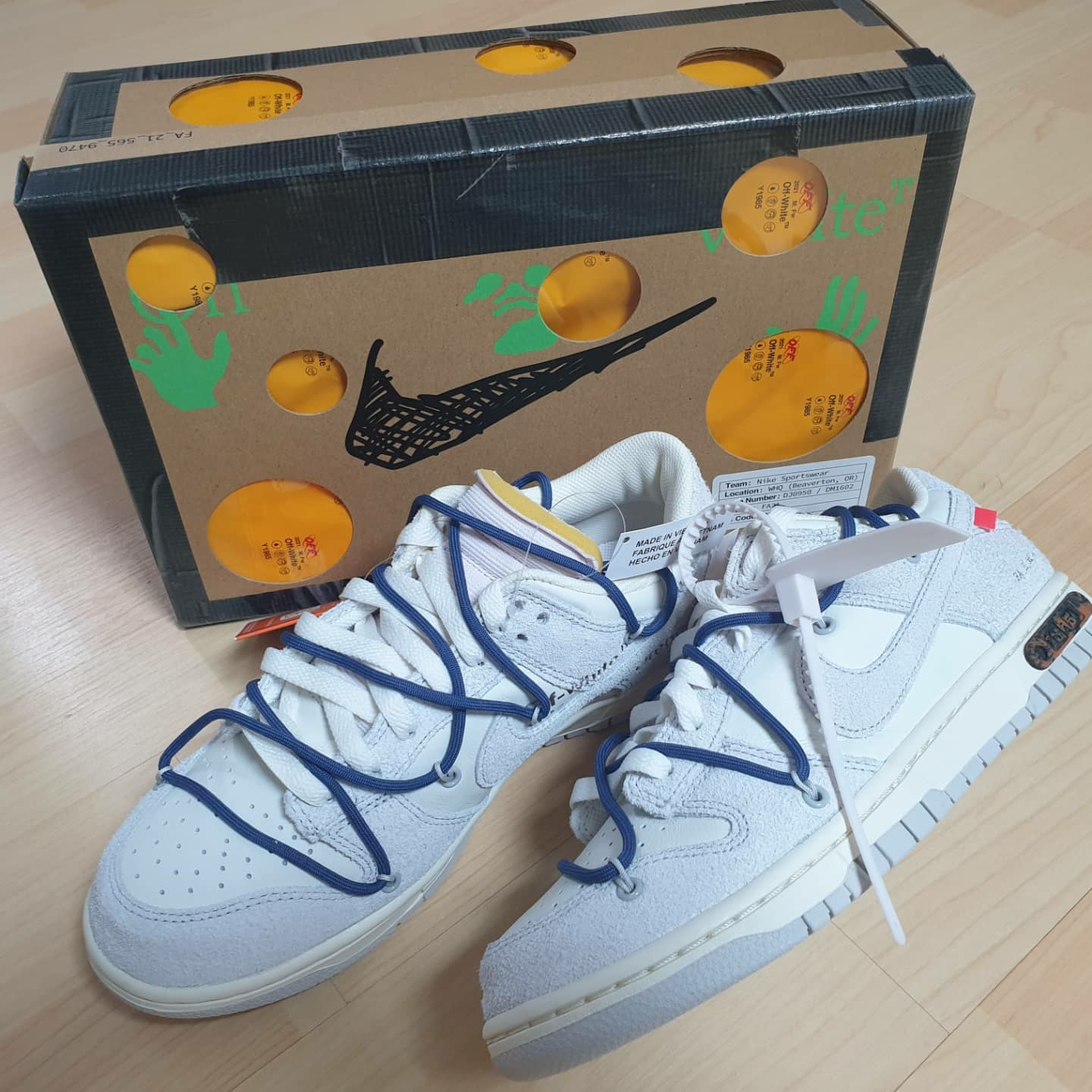 Nike x Off-White Dunk Low The 50 - Lot 18 착용 스타일