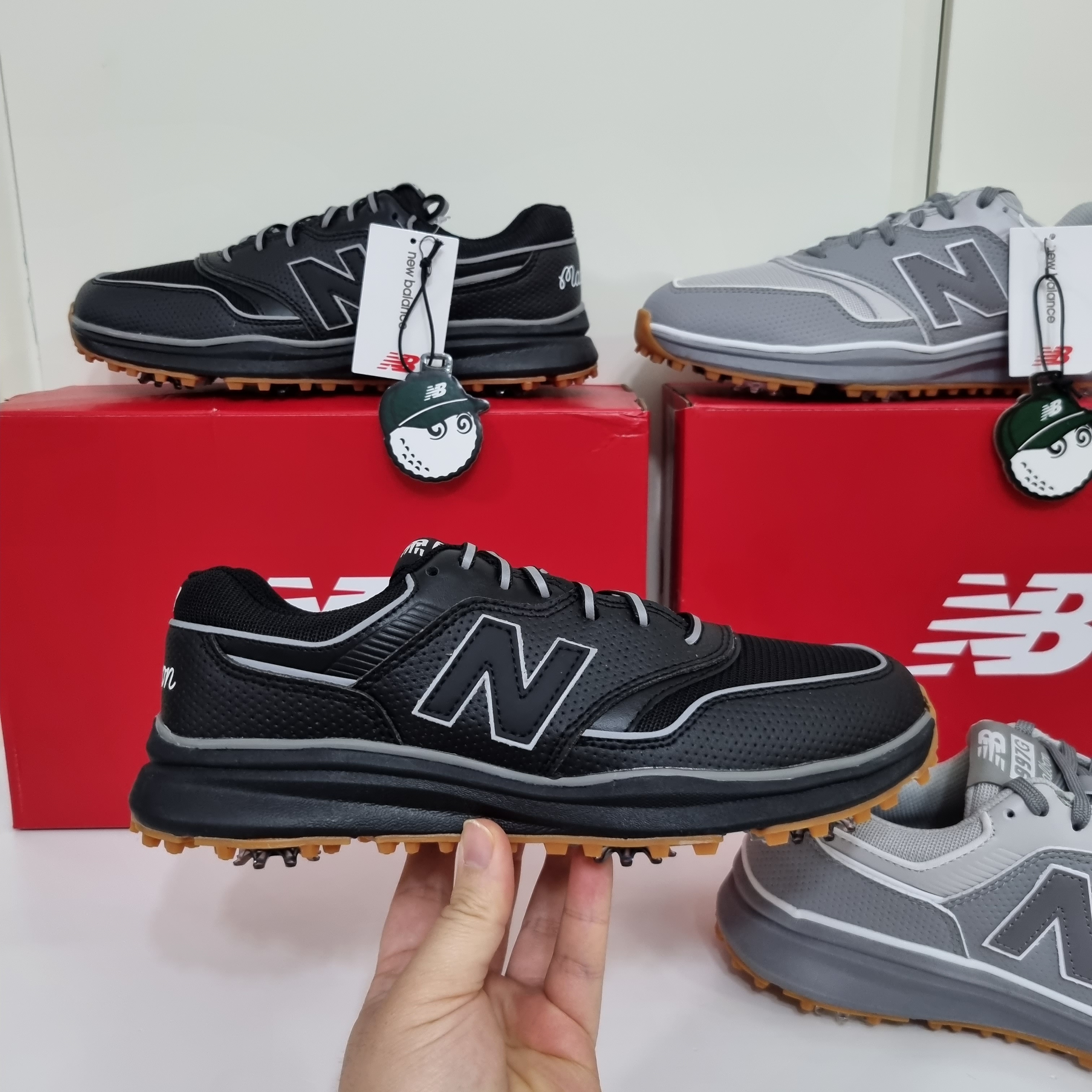 New Balance x Malbon 997 Golf Black, New Balance x Malbon 997 Golf Grey 착용 스타일 - 2